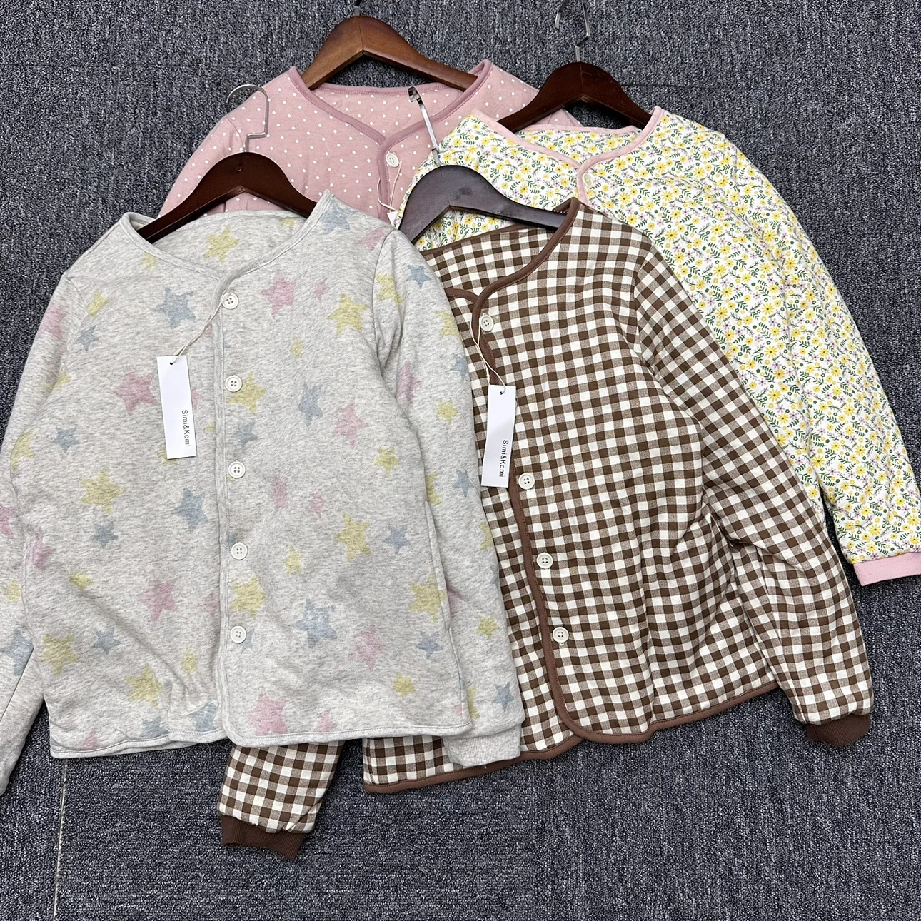 Rabbit Home Original Large Collar round Ne Cotton Jaet Versatile Home Wear Winter Collection Faionable Ladies' Cotton Coat
Rabbit Home Original Large Collar round Ne Cotton Jaet Versatile Home Wear Winter Collection Faionable Ladies' Cotton Coat