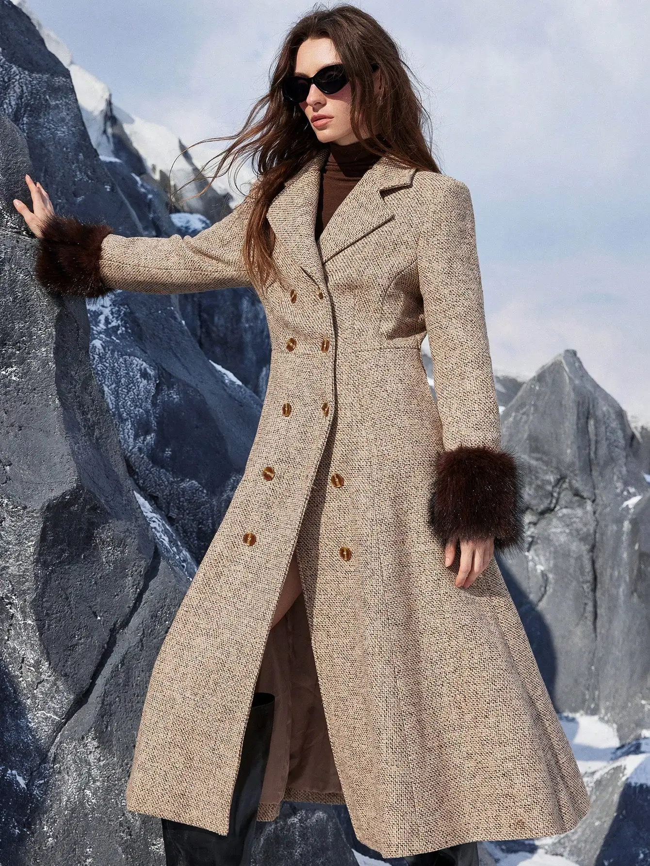 Women's Thick Tweed Oversized Collar Double-Breasted Cuff Trim Coat
Women's Thick Tweed Oversized Collar Double-Breasted Cuff Trim Coat