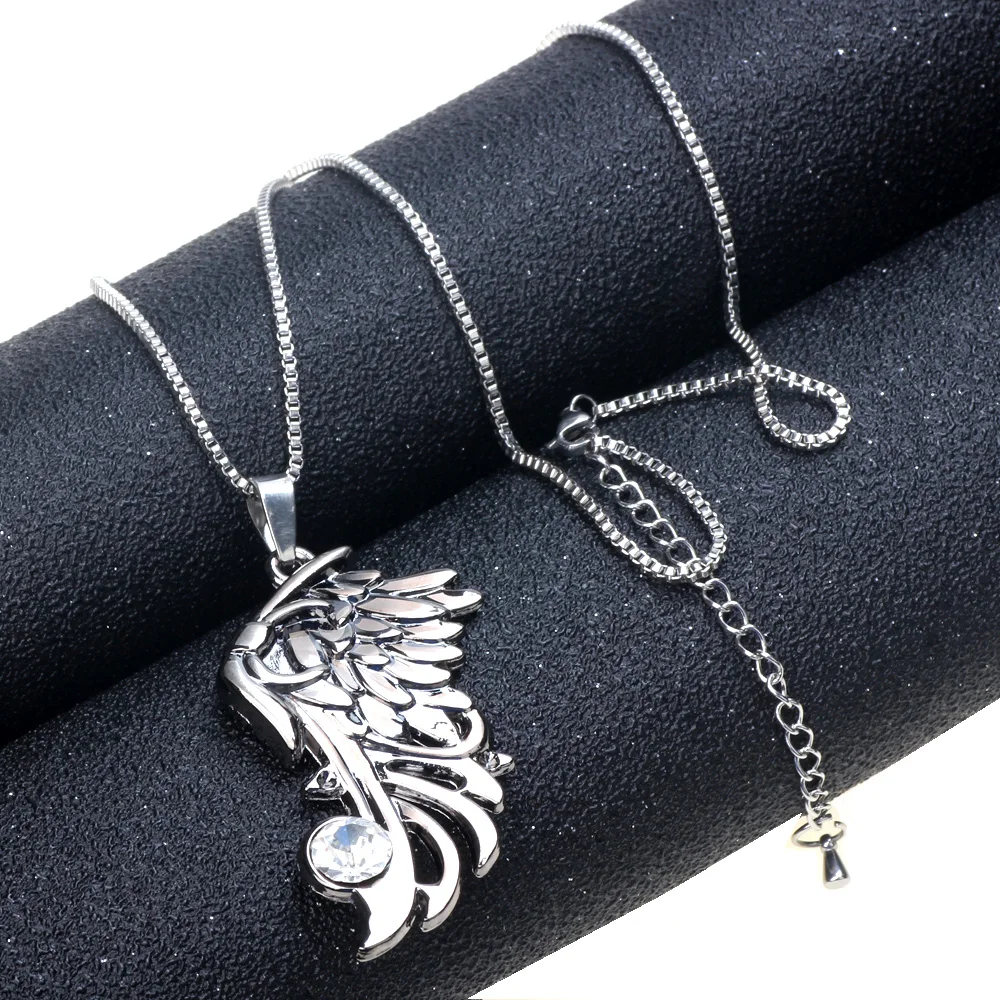 2022 New Vintage Wing Cross Pendant Necklace Men Woman Fashion Stainless Steel Box Chain Necklace For Jewelry Gift 1Set
2022 New Vintage Wing Cross Pendant Necklace Men Woman Fashion Stainless Steel Box Chain Necklace For Jewelry Gift 1Set