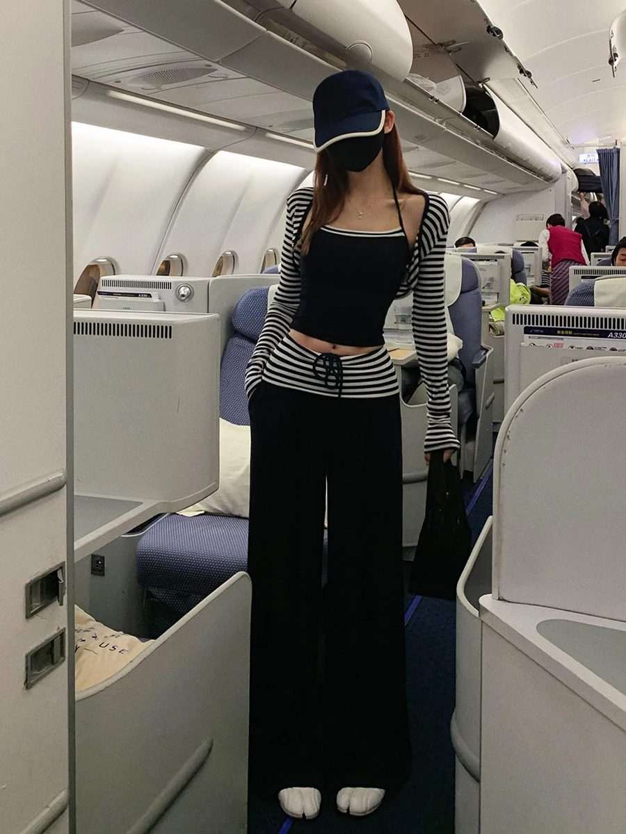Summer 2026 Women's Slim Fit Striped Open Cardigan Casual Pants Three Piece Set Korean Style High Waist Short Sleeve Trousers
Summer 2026 Women's Slim Fit Striped Open Cardigan Casual Pants Three Piece Set Korean Style High Waist Short Sleeve Trousers