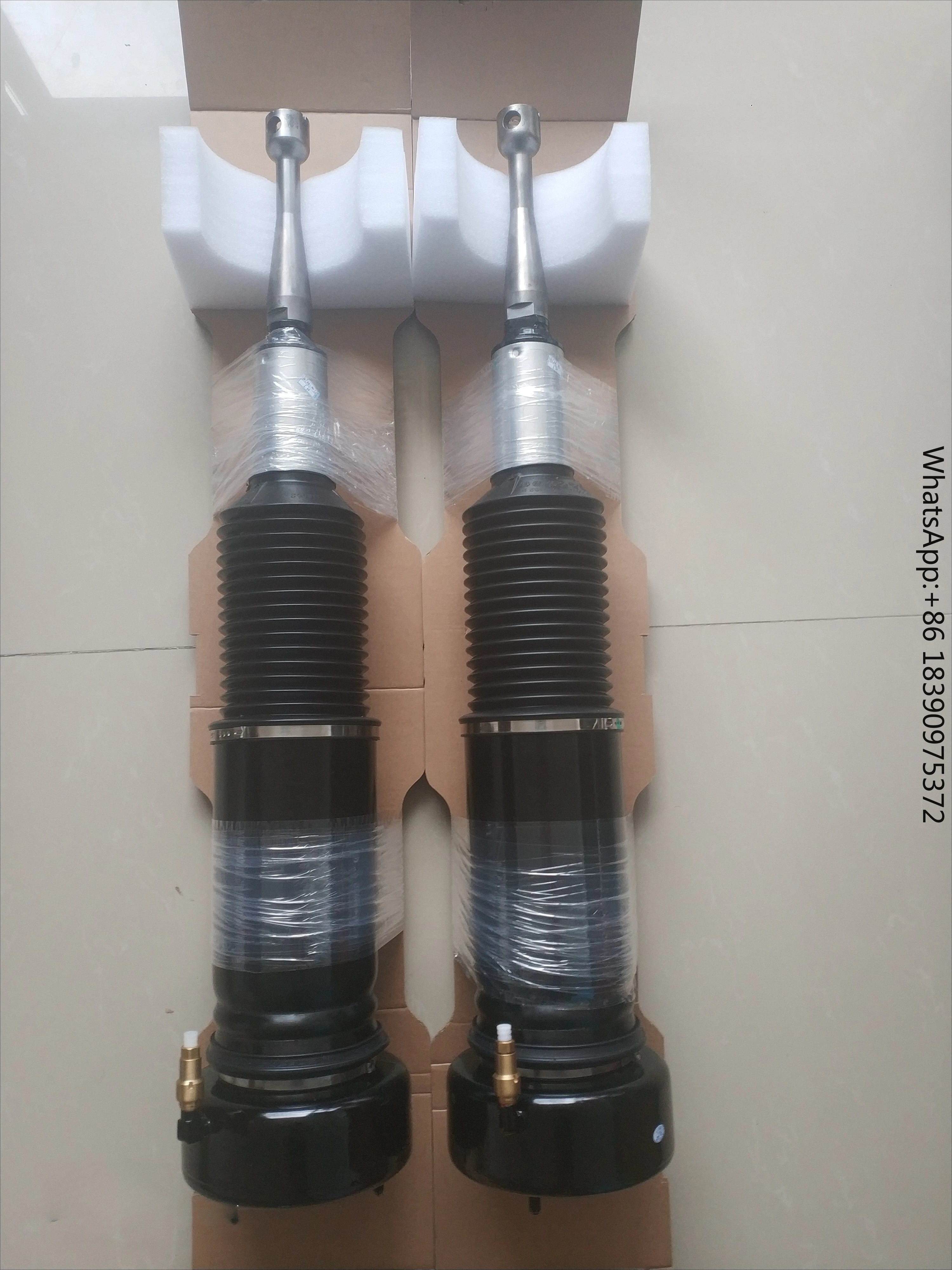 Front air Shock Absorber 37106796508
Front air Shock Absorber 37106796508