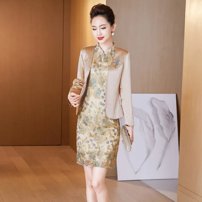Yourqipao классическое платье Cheongsam цвета шампанского для матери невесты, китайское свадебное вечернее платье с вышивкой для женщин, вечерние
Yourqipao классическое платье Cheongsam цвета шампанского для матери невесты, китайское свадебное вечернее платье с вышивкой для женщин, вечерние