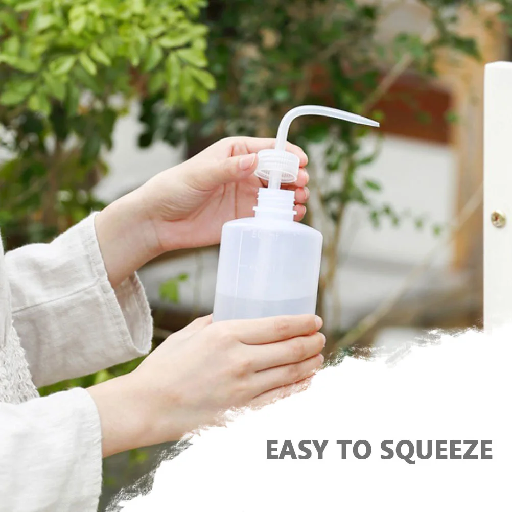 4pcs Squeeze Bottles Curved Mouth Plastic Watering Garden Plant Accessories Easy Clean Lightweight Compact Storage 
4pcs Squeeze Bottles Curved Mouth Plastic Watering Garden Plant Accessories Easy Clean Lightweight Compact Storage
