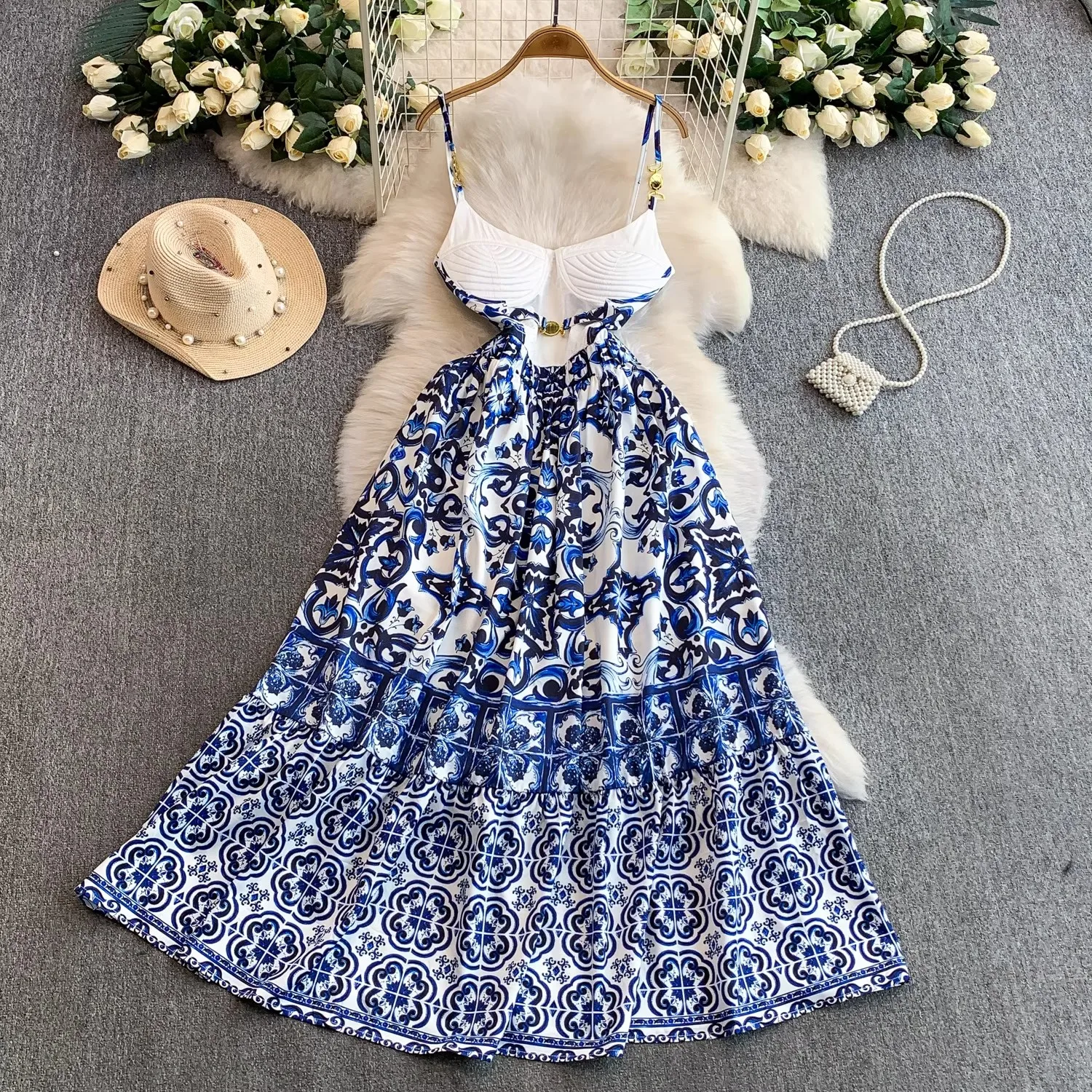 Summer Runway Vacation Long Dress Women's Spaghetti Strap V Neck Elastic Waist Blue and White Porcelain Print Maxi Dresses
Summer Runway Vacation Long Dress Women's Spaghetti Strap V Neck Elastic Waist Blue and White Porcelain Print Maxi Dresses