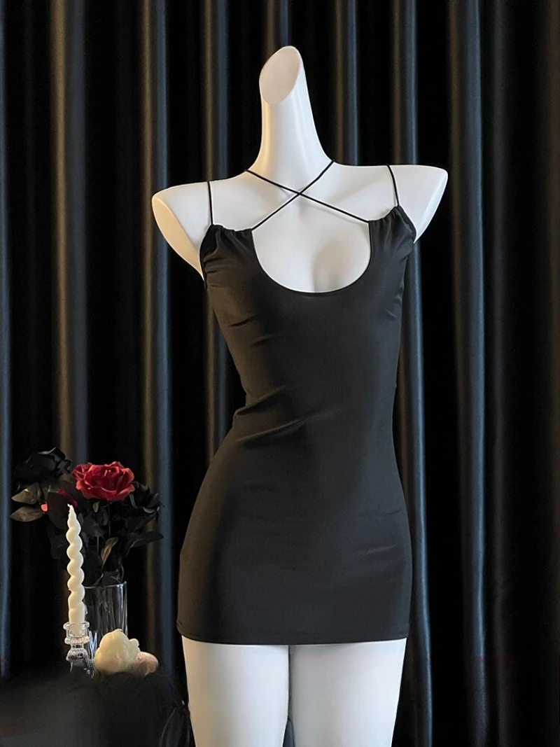 Strappy Backless Waist-Tie Nightdress,Elegant Feminine Sleepwear for Women,Romantic Office-Inspired Outfit,Home Pajama
Strappy Backless Waist-Tie Nightdress,Elegant Feminine Sleepwear for Women,Romantic Office-Inspired Outfit,Home Pajama