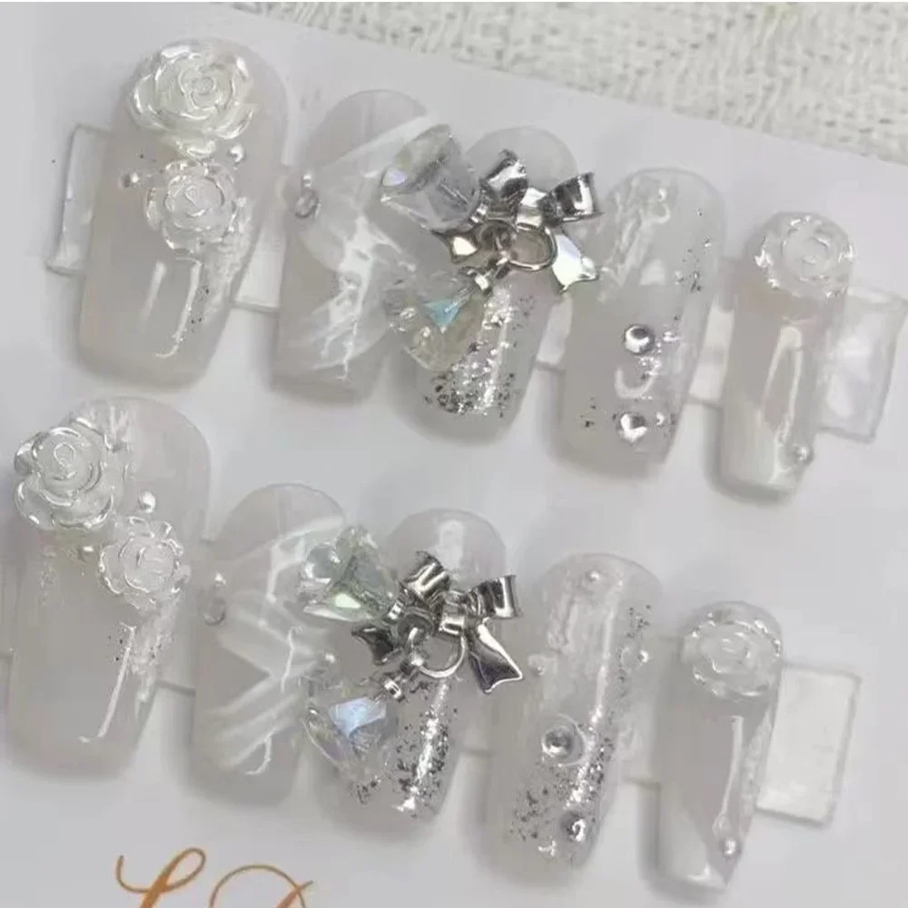 Diy Sweet 3D Removable Wearable Fake Nails All-Match Crystal Small Bell Camellia Handmade Manicure Nail Patch Girls Toys Gifts
Diy Sweet 3D Removable Wearable Fake Nails All-Match Crystal Small Bell Camellia Handmade Manicure Nail Patch Girls Toys Gifts