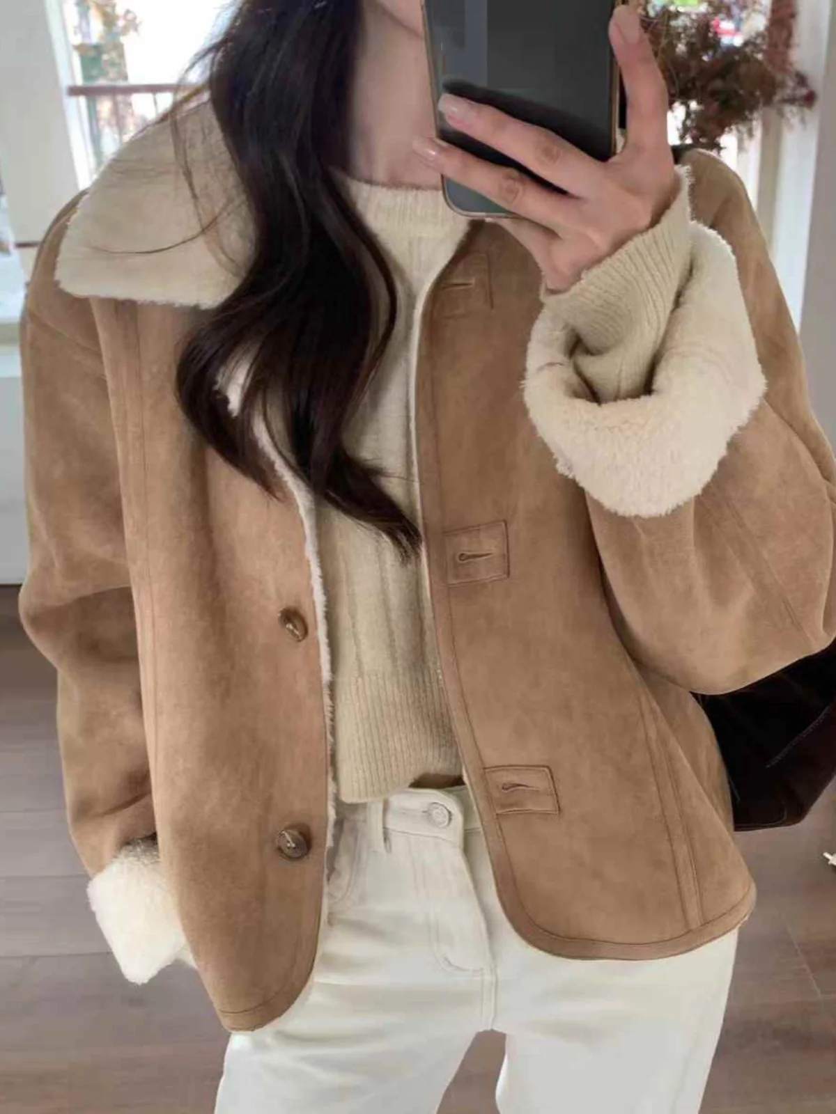2024 Winter Thiened Warmth Retro Collar Women's Jaet Fur Leather Inteated Anti-Aging ort Coat Long Sve Pure Color
2024 Winter Thiened Warmth Retro Collar Women's Jaet Fur Leather Inteated Anti-Aging ort Coat Long Sve Pure Color