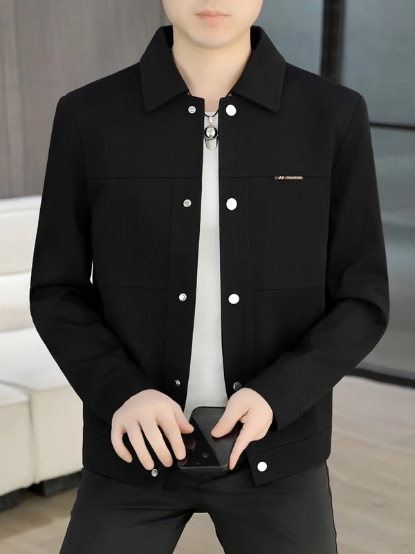 Мужская повседневная куртка на весну-осень, новая модель, однотонная, с отложным воротником, премиум-класса, модная, с длинными рукавами, приталенного кроя, из полиэстера.
Мужская повседневная куртка на весну-осень, новая модель, однотонная, с отложным воротником, премиум-класса, модная, с длинными рукавами, приталенного кроя, из полиэстера.