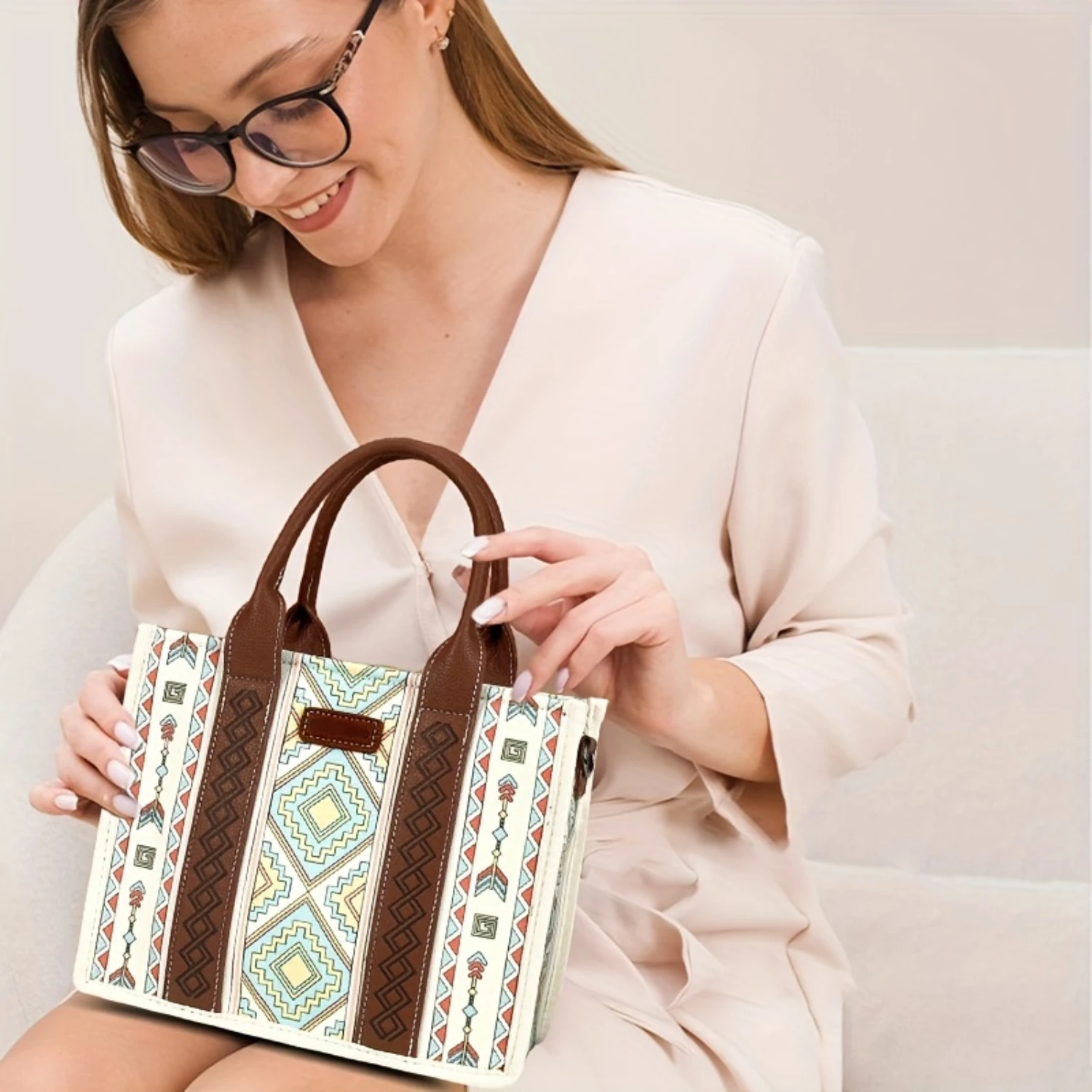 Bohemian Canvas Tote Bag, Geometric Pattern Crossbody Bag, Trendy Handbag for Travel Holiday Beach
Bohemian Canvas Tote Bag, Geometric Pattern Crossbody Bag, Trendy Handbag for Travel Holiday Beach