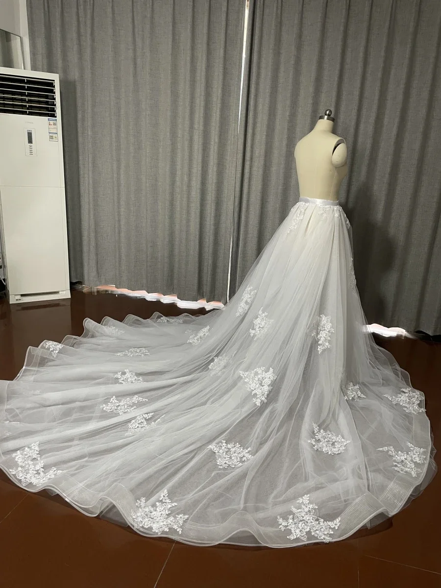 Белая кружевная съемная юбка, тюлевая юбка, свадебное платье со шлейфом, съемные юбки, съемная юбка, свадебный аксессуар на заказ
Белая кружевная съемная юбка, тюлевая юбка, свадебное платье со шлейфом, съемные юбки, съемная юбка, свадебный аксессуар на заказ