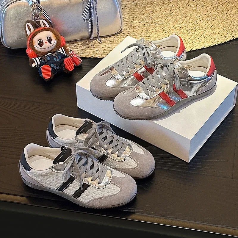 New Women Shoes Fashion Lace Moral Training Shoes for Woman Exquisite Round Head Sports Casual Shoe Designer Shoes Zapatos Mujer
New Women Shoes Fashion Lace Moral Training Shoes for Woman Exquisite Round Head Sports Casual Shoe Designer Shoes Zapatos Mujer
