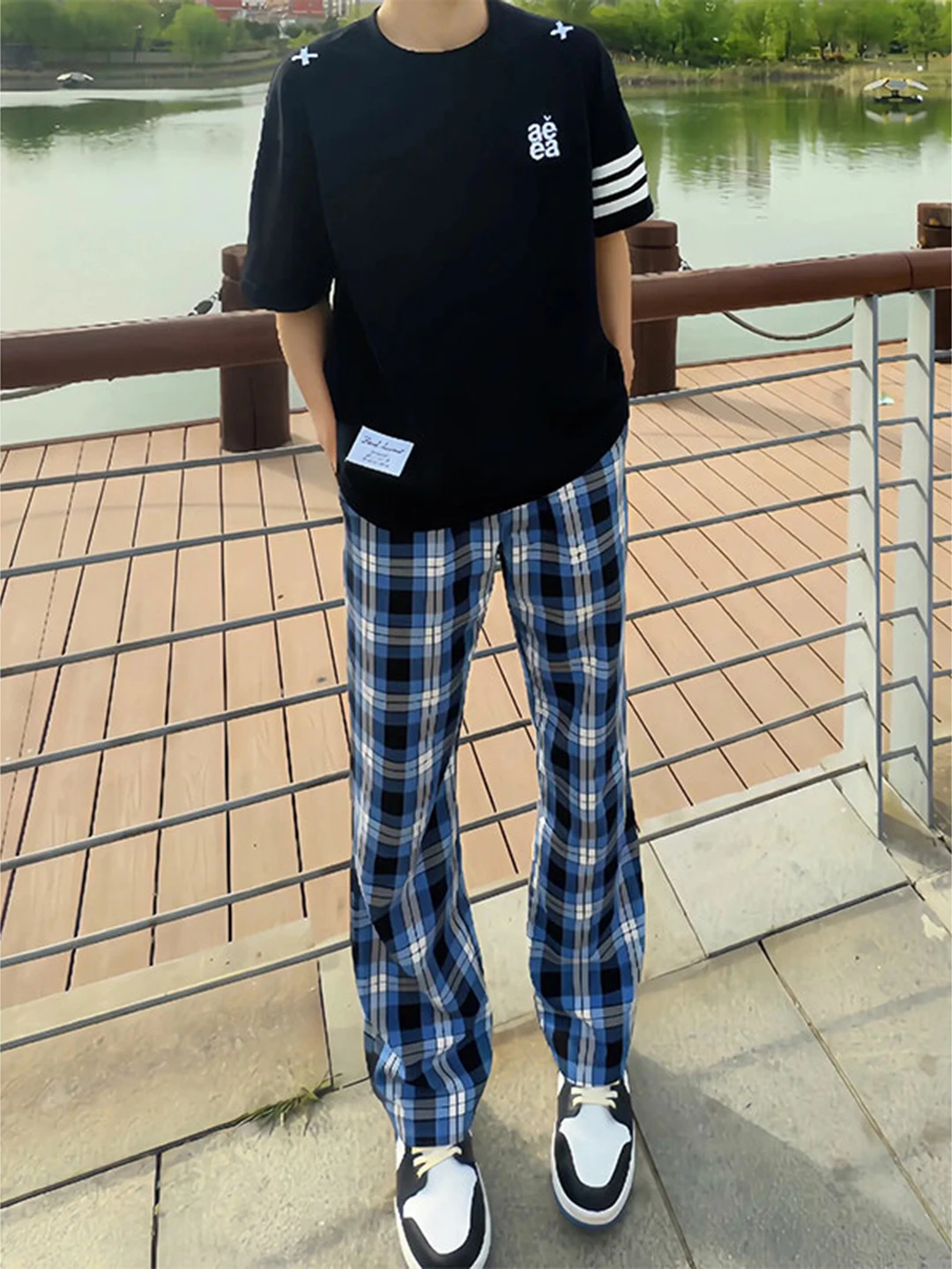 Ice Blue Plaid Pants Men's Summer Thin American High Street Embroidery Straight Knife Casual Trousers for Daily Commute
Ice Blue Plaid Pants Men's Summer Thin American High Street Embroidery Straight Knife Casual Trousers for Daily Commute