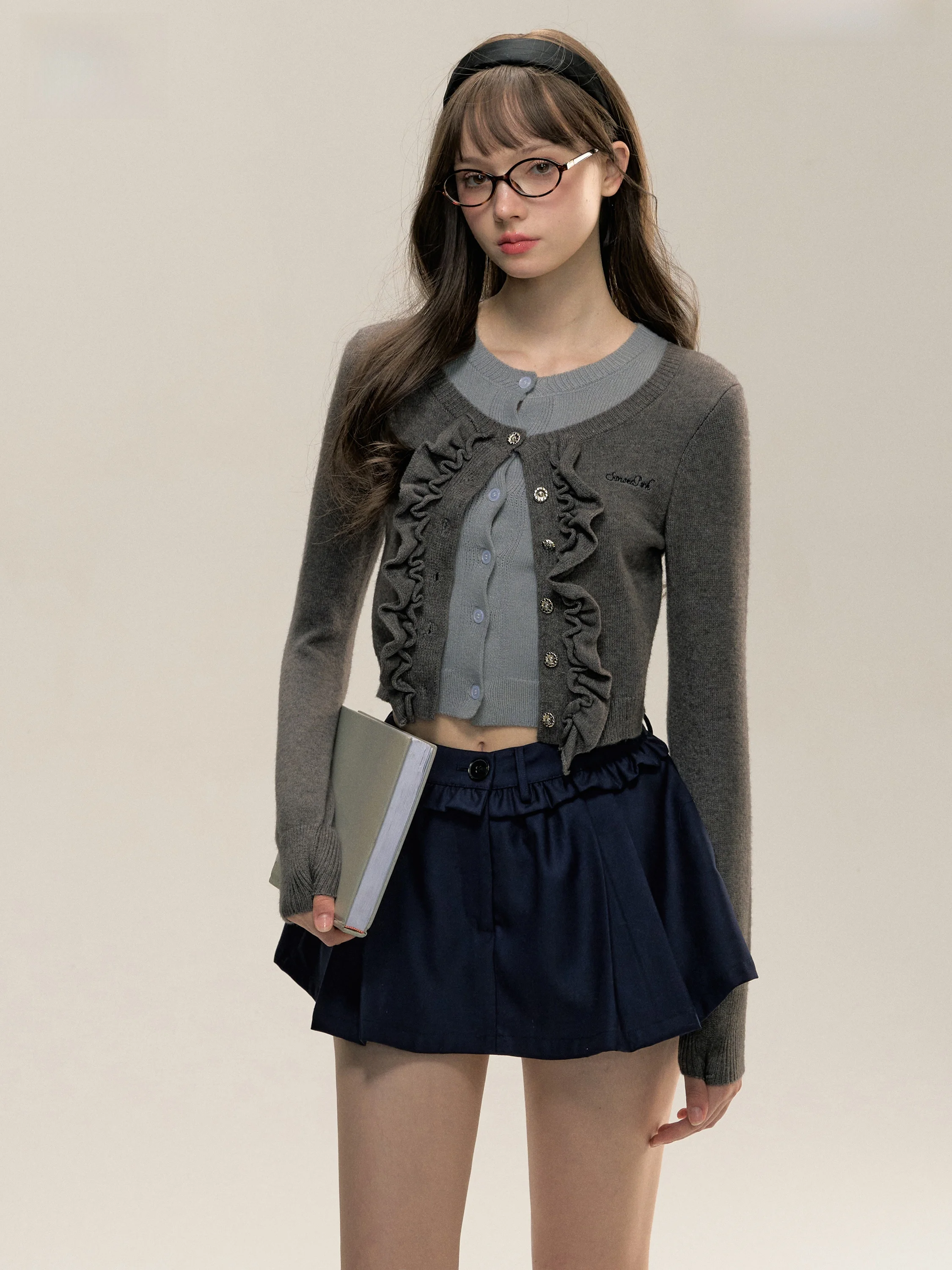 SunsetPark Women's Knitted Base Layer Inner Wear Fake Two-Piece Lace Trimmed Comfortable Long Sleeve round Neck Regular Fit
SunsetPark Women's Knitted Base Layer Inner Wear Fake Two-Piece Lace Trimmed Comfortable Long Sleeve round Neck Regular Fit