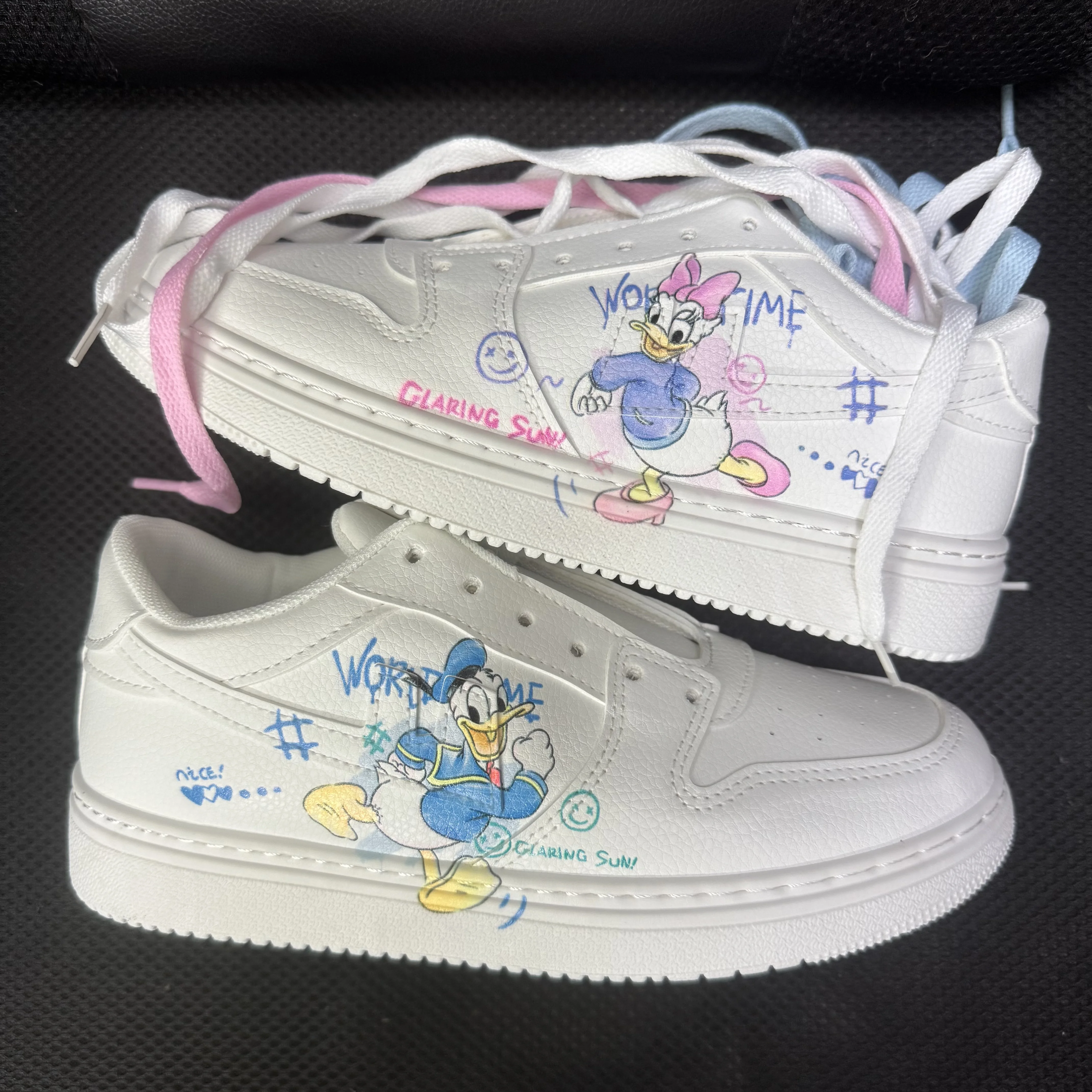 New Disney cartoon women Daisy princess cute Casual shoes non-slip soft bottom sports shoes girl gift
New Disney cartoon women Daisy princess cute Casual shoes non-slip soft bottom sports shoes girl gift