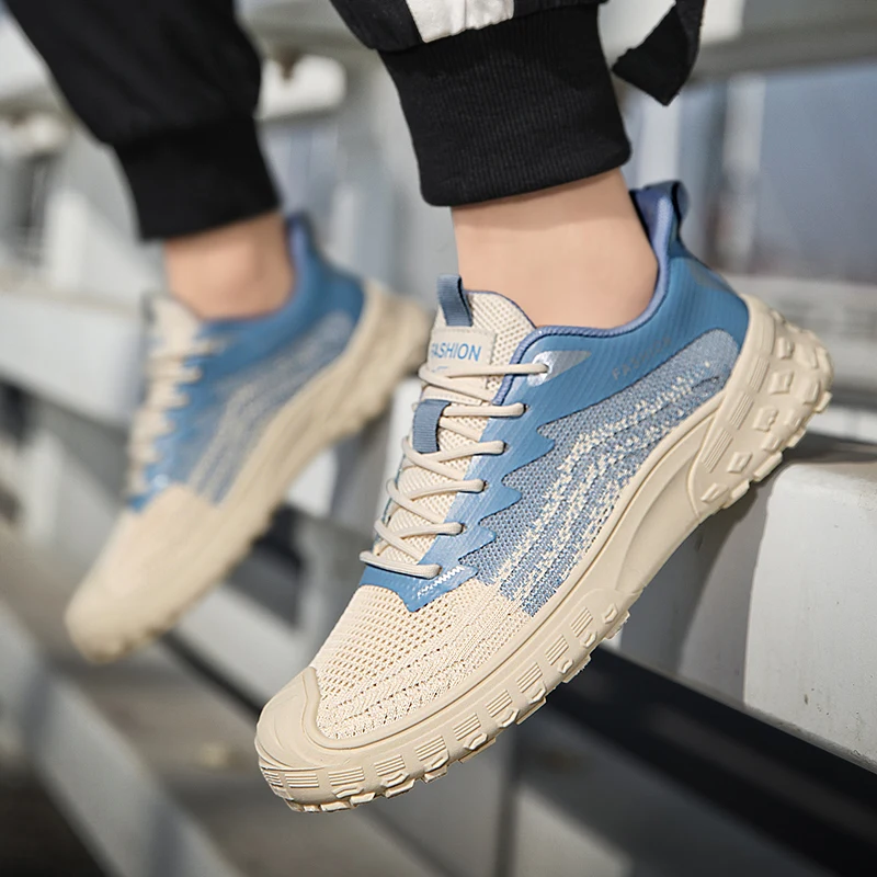 Весенне-летняя новая популярная удобная повседневная обувь на толстой подошве, модная универсальная износостойкая модная спортивная обувь с низким вырезом
Весенне-летняя новая популярная удобная повседневная обувь на толстой подошве, модная универсальная износостойкая модная спортивная обувь с низким вырезом