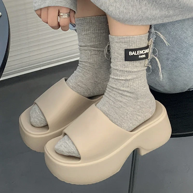 2025 Women's Fashion Thick Sole Eva Slippers Summer Beach Platform Slides Sandals Woman Indoor Outdoor Chunky Heeled Slippers
2025 Women's Fashion Thick Sole Eva Slippers Summer Beach Platform Slides Sandals Woman Indoor Outdoor Chunky Heeled Slippers