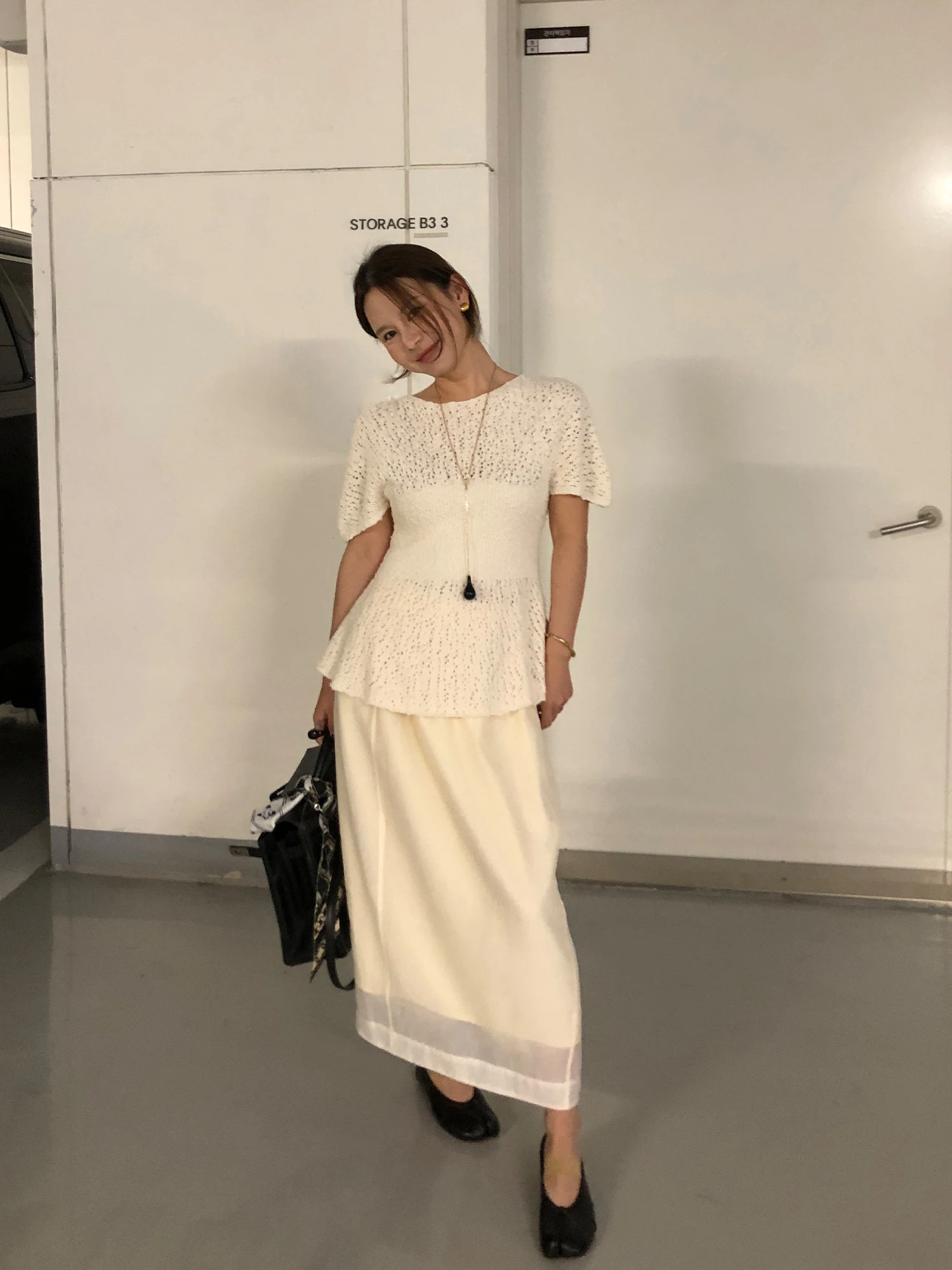 WXLSTUDIO 0929 Señamangko Knitted ort Sve Top Hollow Needle Method Semi-Transparent Slim Fit Casual Sle Women's T-irt
WXLSTUDIO 0929 Señamangko Knitted ort Sve Top Hollow Needle Method Semi-Transparent Slim Fit Casual Sle Women's T-irt