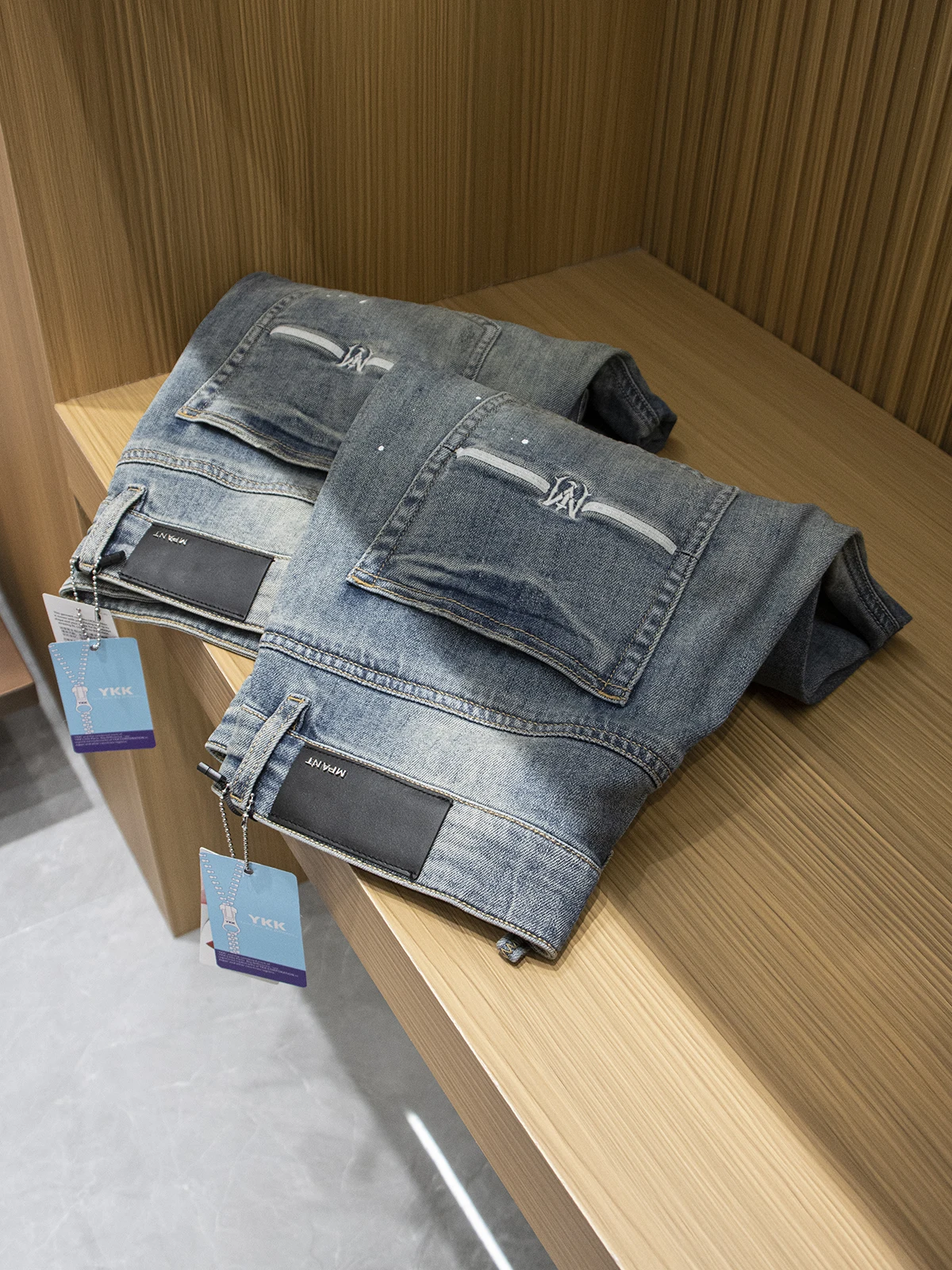 Luxury Lenzing Lyocell Mixed Fabric Men's Summer Casual Straight Leg Jeans Fashionable Urban Style mid High Waist Long Pants
Luxury Lenzing Lyocell Mixed Fabric Men's Summer Casual Straight Leg Jeans Fashionable Urban Style mid High Waist Long Pants