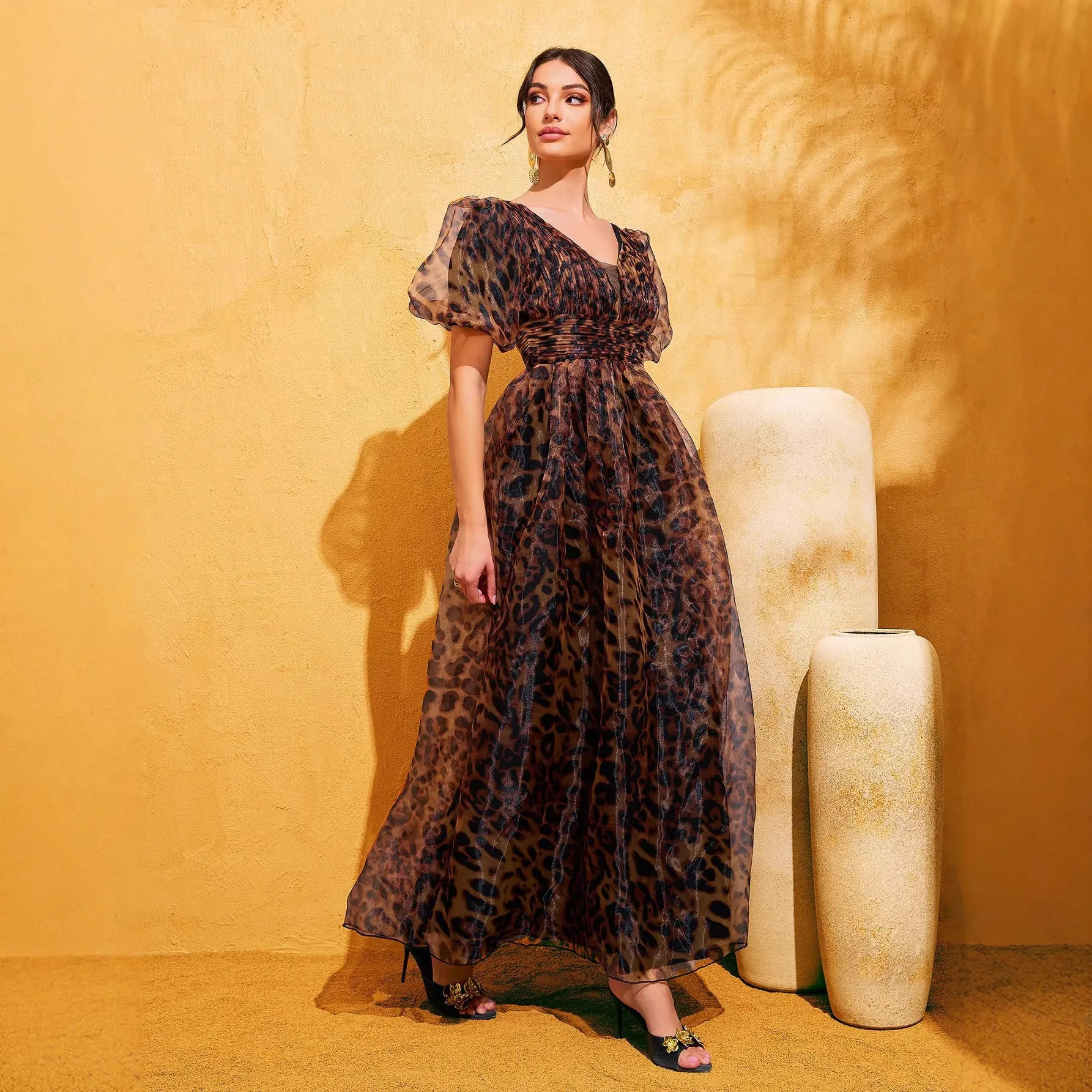 Women Elegant Brown Leopard Print V-neck Puff Sleeve Slit Organza Dress
Women Elegant Brown Leopard Print V-neck Puff Sleeve Slit Organza Dress