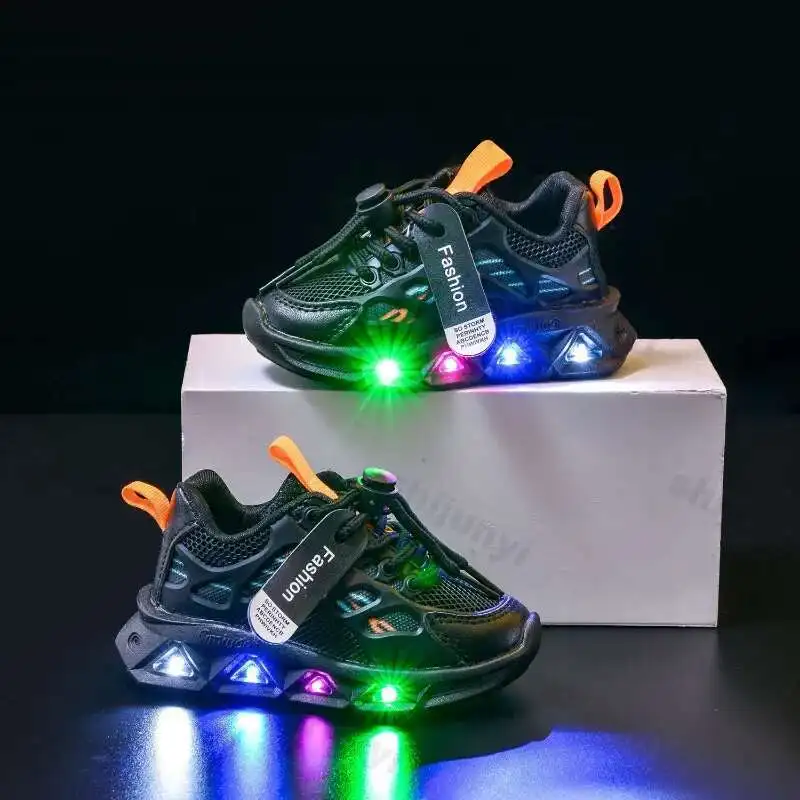 New LED Baby Luminous Shoes Boys Glowing Children Sport Sneakers Kids Girls Anti-slip Toddler Mesh Flats Flash Light Shoes
New LED Baby Luminous Shoes Boys Glowing Children Sport Sneakers Kids Girls Anti-slip Toddler Mesh Flats Flash Light Shoes
