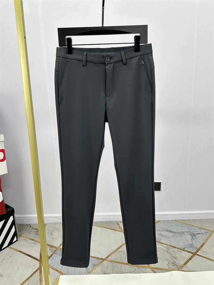 Мужские повседневные брюки Tagkita с эластичной резинкой на талии, летние, немнущиеся, не требующие глажки, прямые, длинные, универсальные, разных цветов
Мужские повседневные брюки Tagkita с эластичной резинкой на талии, летние, немнущиеся, не требующие глажки, прямые, длинные, универсальные, разных цветов