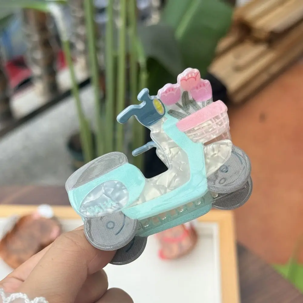 Acrylic Creative Hair Claw Lovely Little Tram Cartoon Animal Shark Clip Hair Accessories Telephone Shape Cute Hair Claw Daily
Acrylic Creative Hair Claw Lovely Little Tram Cartoon Animal Shark Clip Hair Accessories Telephone Shape Cute Hair Claw Daily