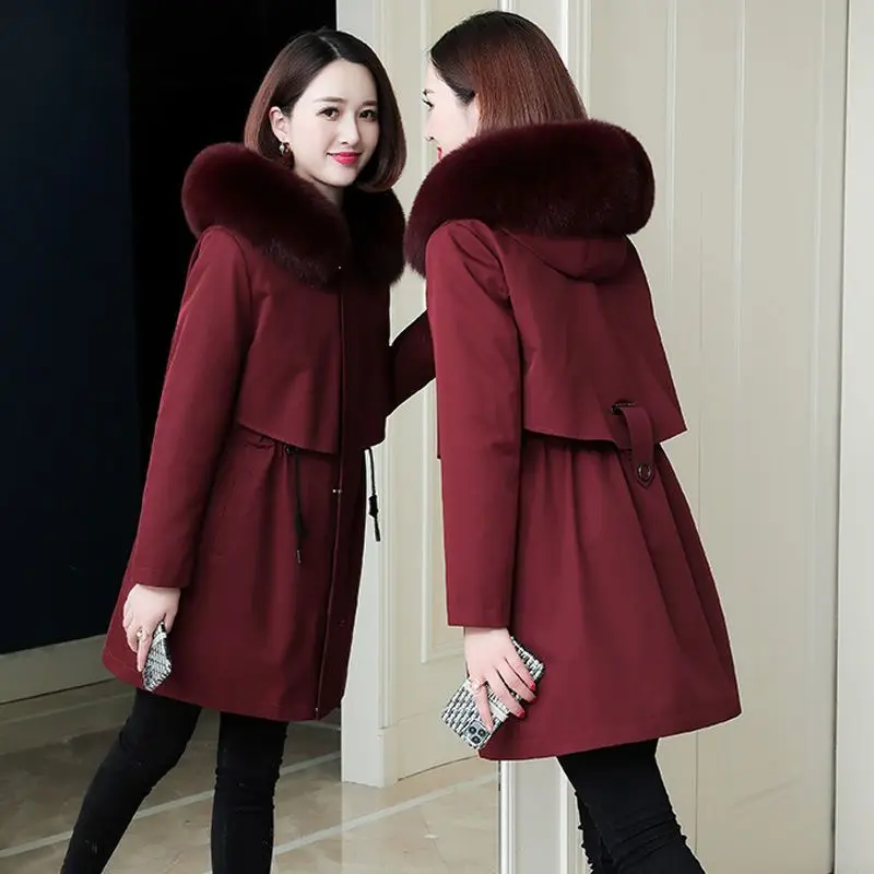 2023 Winter New Women Mid-Length Detachable Fur Parkas Thickened Warm Leisure Fur Collar Coat Fashion Large Size Hooded Outwear
2023 Winter New Women Mid-Length Detachable Fur Parkas Thickened Warm Leisure Fur Collar Coat Fashion Large Size Hooded Outwear