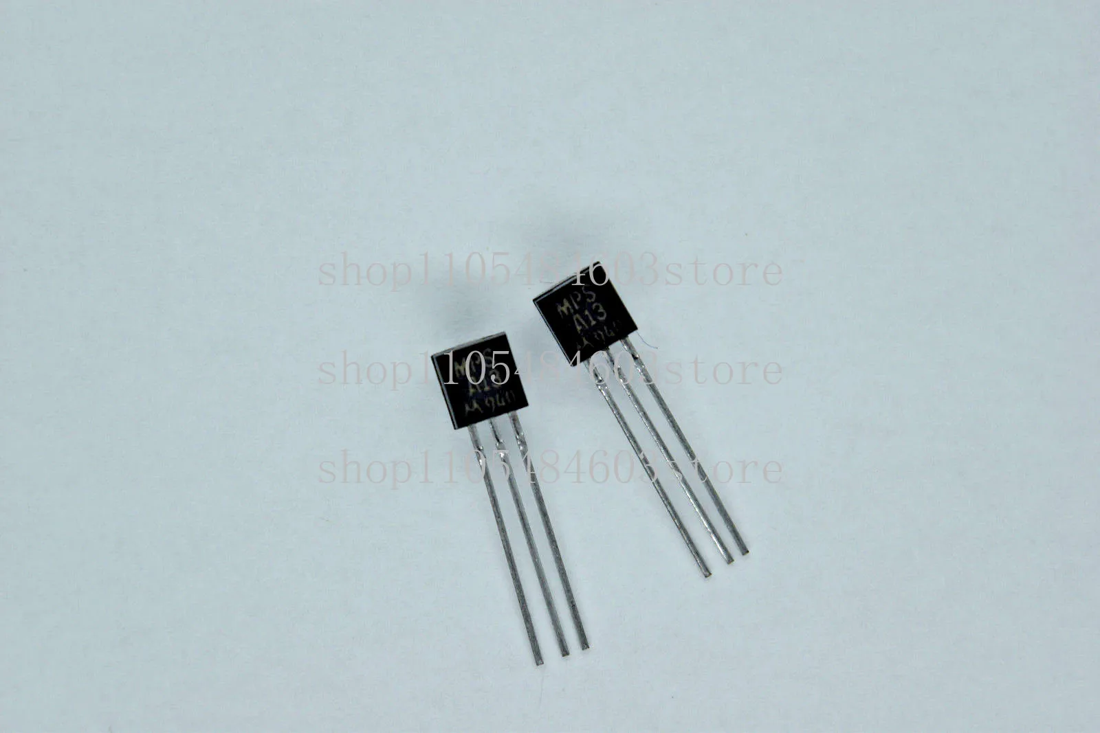 (10PCS) MPSA13, NPN Darlington Transistor, 30V, 0.5A, NEW
(10PCS) MPSA13, NPN Darlington Transistor, 30V, 0.5A, NEW
