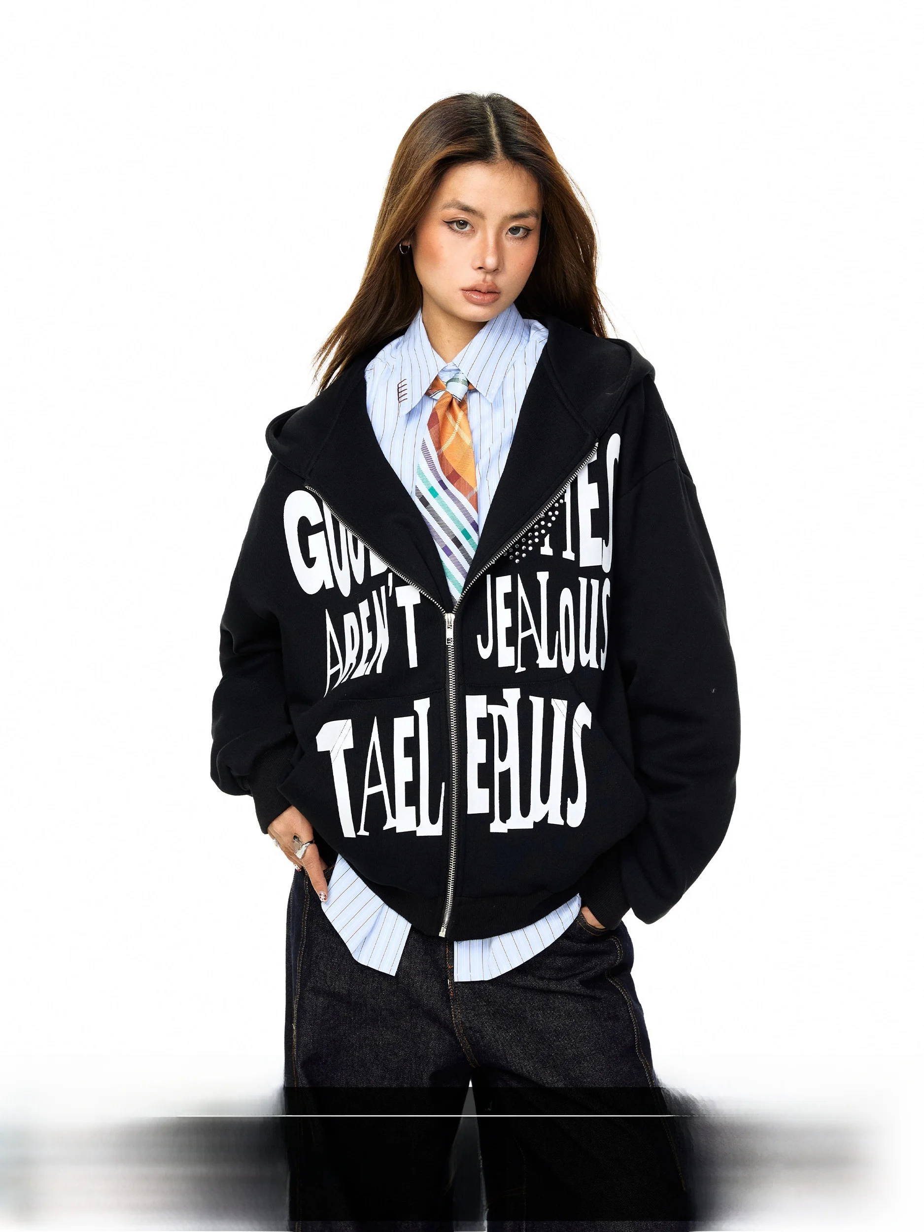 American Style Letter Print Zipper Hoodie Cardigan Sweatshirt Loose Casual Outerwear Top for Spring Autumn with Rhinestones
American Style Letter Print Zipper Hoodie Cardigan Sweatshirt Loose Casual Outerwear Top for Spring Autumn with Rhinestones