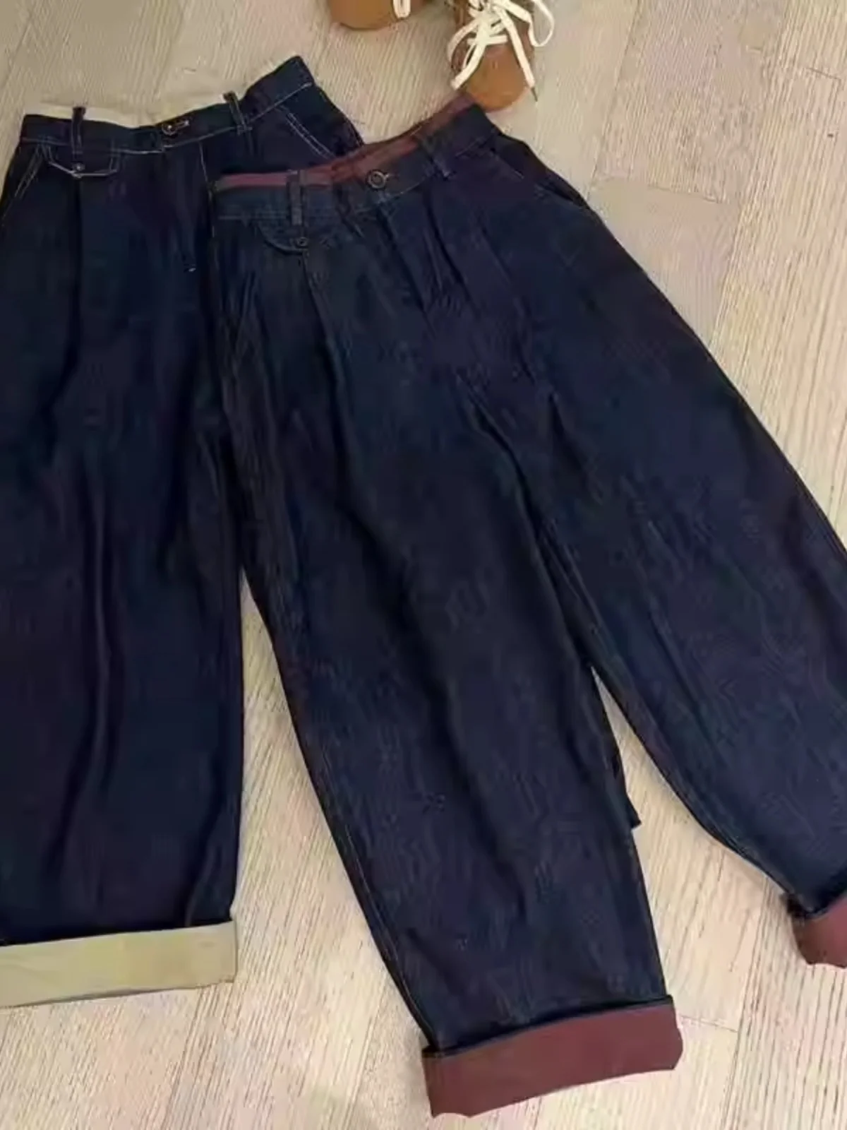 Джинсы-харлан больших размеров (до 300 фунтов), с высокой талией, унисекс, в корейском стиле, повседневные, свободного кроя, прямые, джинсовые брюки, осенняя одежда
Джинсы-харлан больших размеров (до 300 фунтов), с высокой талией, унисекс, в корейском стиле, повседневные, свободного кроя, прямые, джинсовые брюки, осенняя одежда