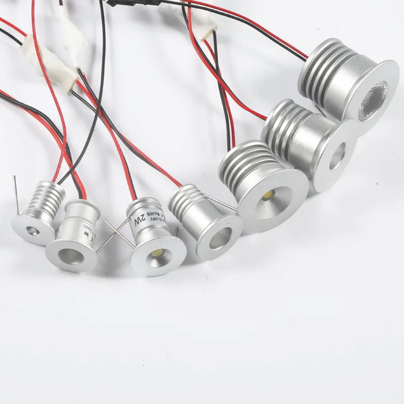 Adjustable brightness, mini spotlight 12V, opening 15mm. Shooting Star ceiling lamp, starry sky effect, entrance background wall
Adjustable brightness, mini spotlight 12V, opening 15mm. Shooting Star ceiling lamp, starry sky effect, entrance background wall