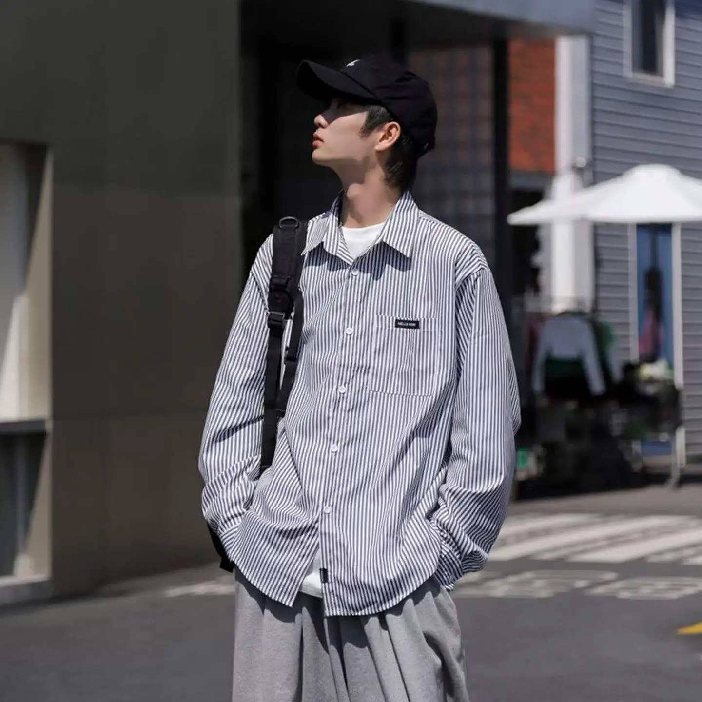 Japanese Lazy Style Striped Men's Shirt Spring Autumn Loose Versatile High Street Casual Long Sleeve Shirt Jacket
Japanese Lazy Style Striped Men's Shirt Spring Autumn Loose Versatile High Street Casual Long Sleeve Shirt Jacket