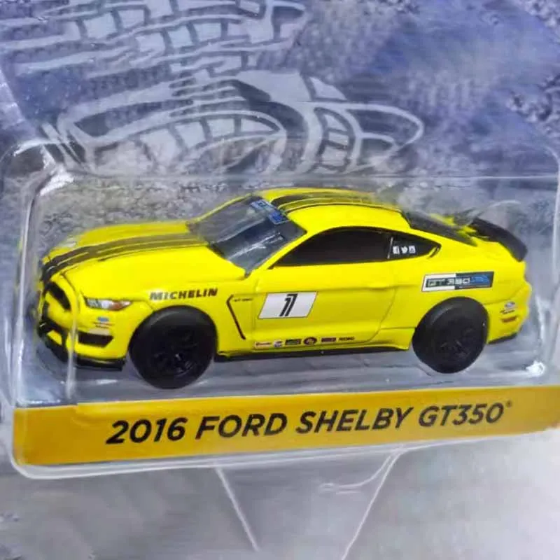 Масштабная модель автомобиля Shelby GT350 2016 года, литая под давлением, 1/64, коллекционная, для демонстрации, игрушка, подарок, сувенир
Масштабная модель автомобиля Shelby GT350 2016 года, литая под давлением, 1/64, коллекционная, для демонстрации, игрушка, подарок, сувенир