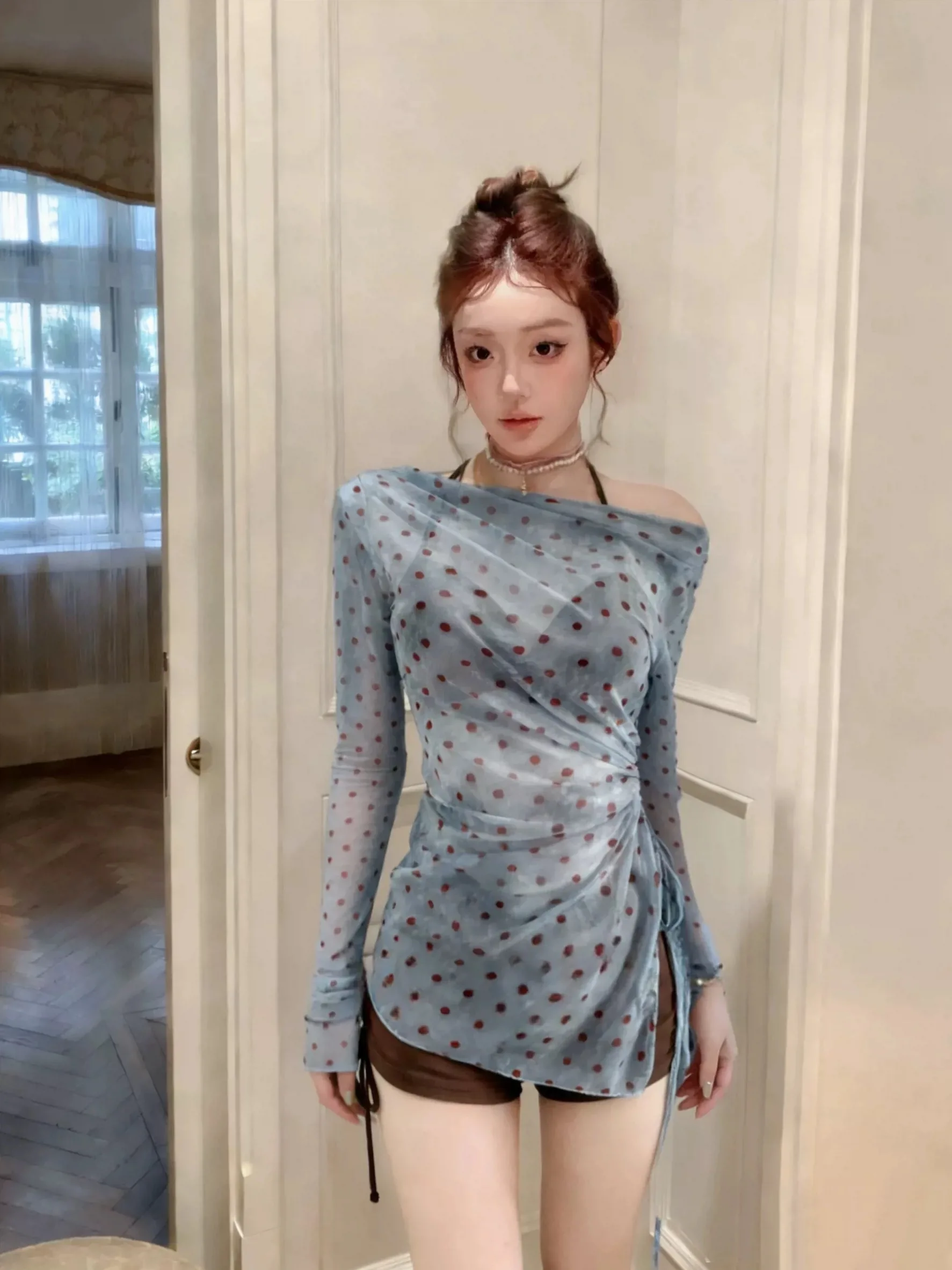 Women's Polka Dot Long Sleeve Steel Support Bikini Three Piece Set for Hot Springs Sexy Gathered Sweet Style Swimming Suit
Women's Polka Dot Long Sleeve Steel Support Bikini Three Piece Set for Hot Springs Sexy Gathered Sweet Style Swimming Suit