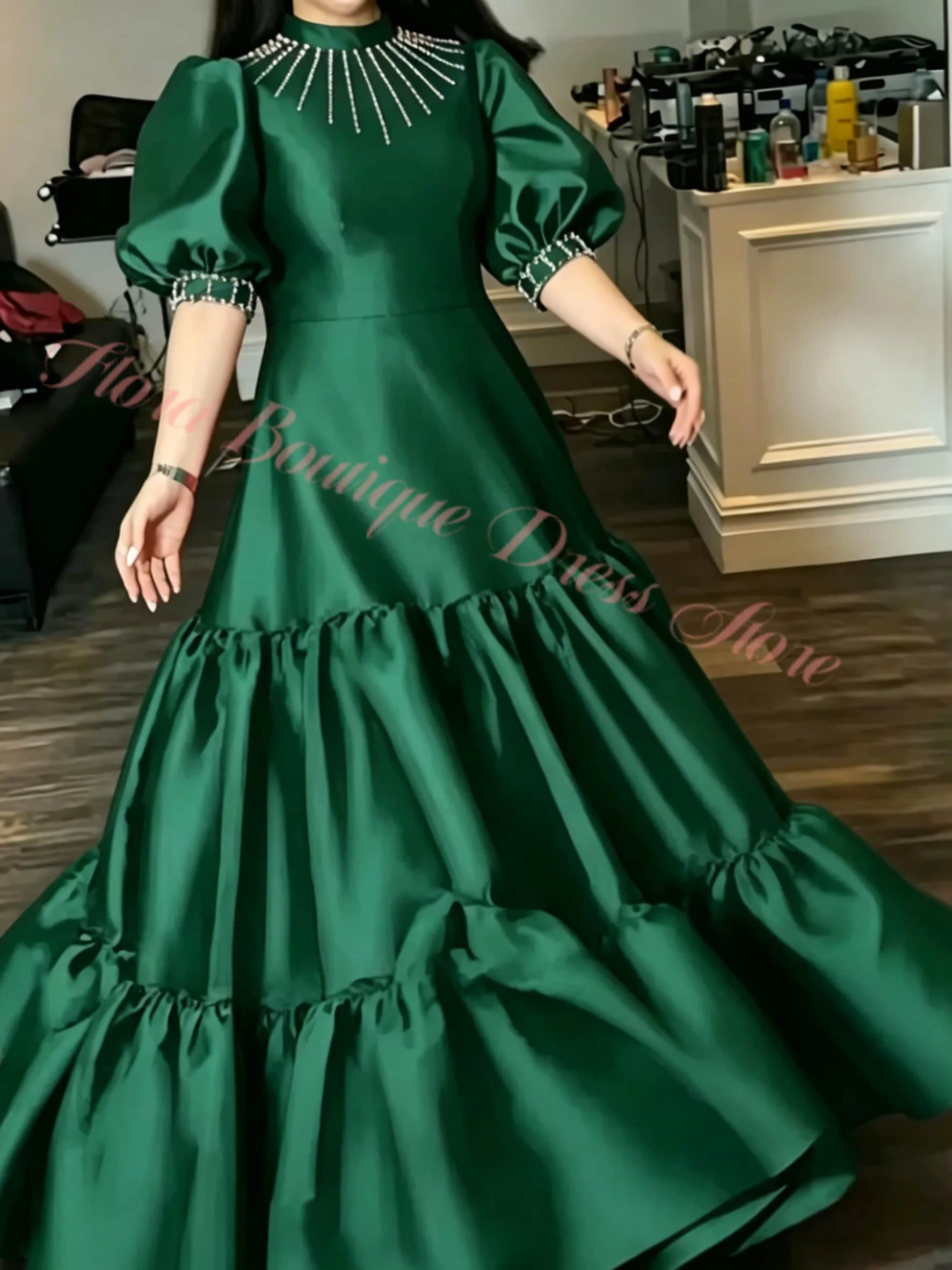 Gorgeous Beaded decoration Flower Girl Dresses for Wedding ceremony Princess Girl Gowns Evening gown long skirt Adult Customized
Gorgeous Beaded decoration Flower Girl Dresses for Wedding ceremony Princess Girl Gowns Evening gown long skirt Adult Customized