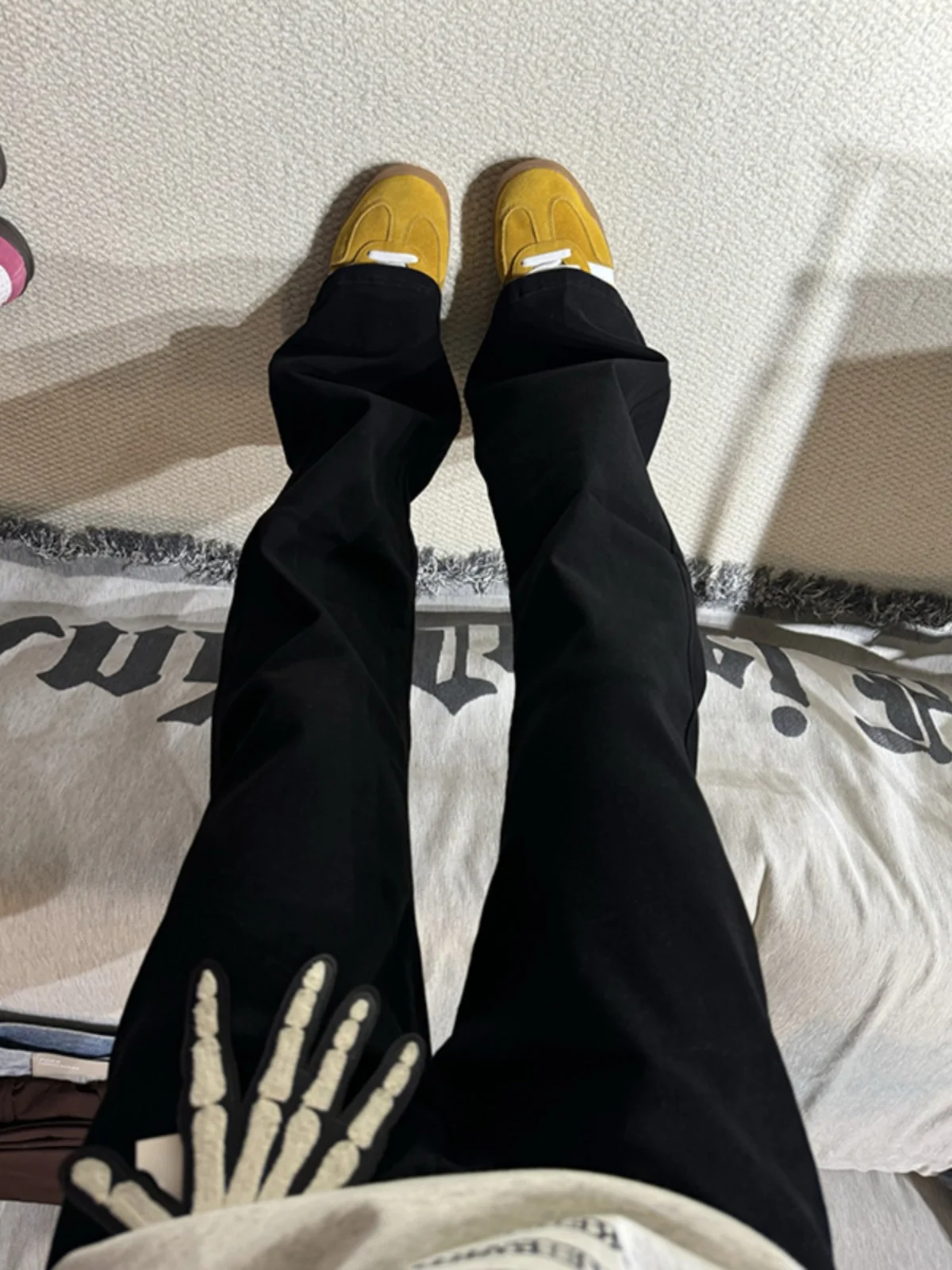 Мужские джинсы Slim Fit: стильные, в американском ретро-стиле, прямые, расклешенные, повседневные брюки для молодежи, трендовый дизайн.
Мужские джинсы Slim Fit: стильные, в американском ретро-стиле, прямые, расклешенные, повседневные брюки для молодежи, трендовый дизайн.