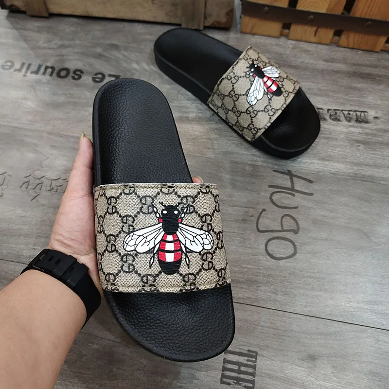 Summer men's shoes sports casual slippers indoor and outdoor EVA shoes non-slip men's beach outdoor garden sandals size 39-45
Summer men's shoes sports casual slippers indoor and outdoor EVA shoes non-slip men's beach outdoor garden sandals size 39-45