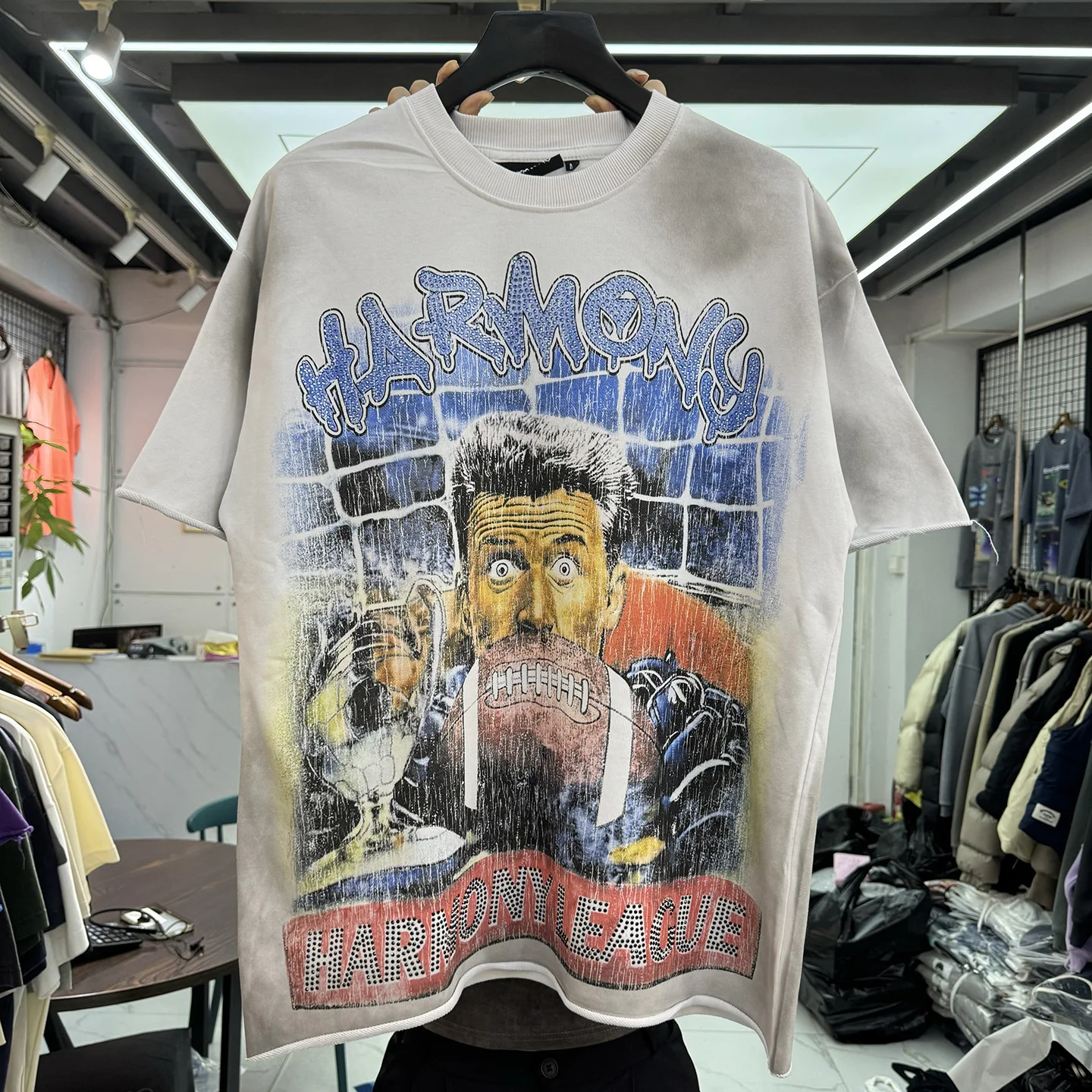 Harmony American Street Style Abstract Cartoon Print Rhinestone Short Sleeve Loose Casual Loopback T-Shirt Unisex Trendy
Harmony American Street Style Abstract Cartoon Print Rhinestone Short Sleeve Loose Casual Loopback T-Shirt Unisex Trendy