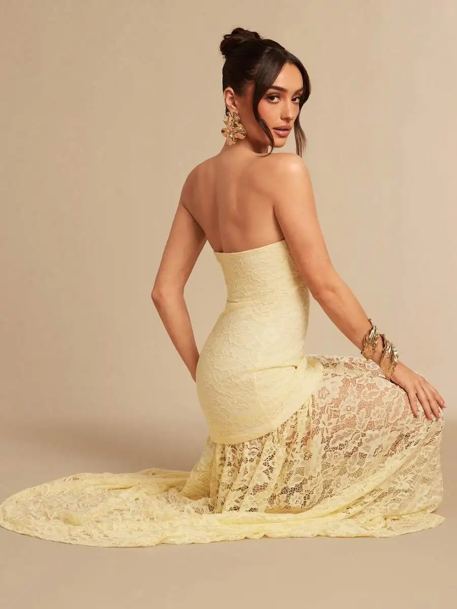 Pale Yellow Strapless Lace A-Line Evening Dress With Train
Pale Yellow Strapless Lace A-Line Evening Dress With Train