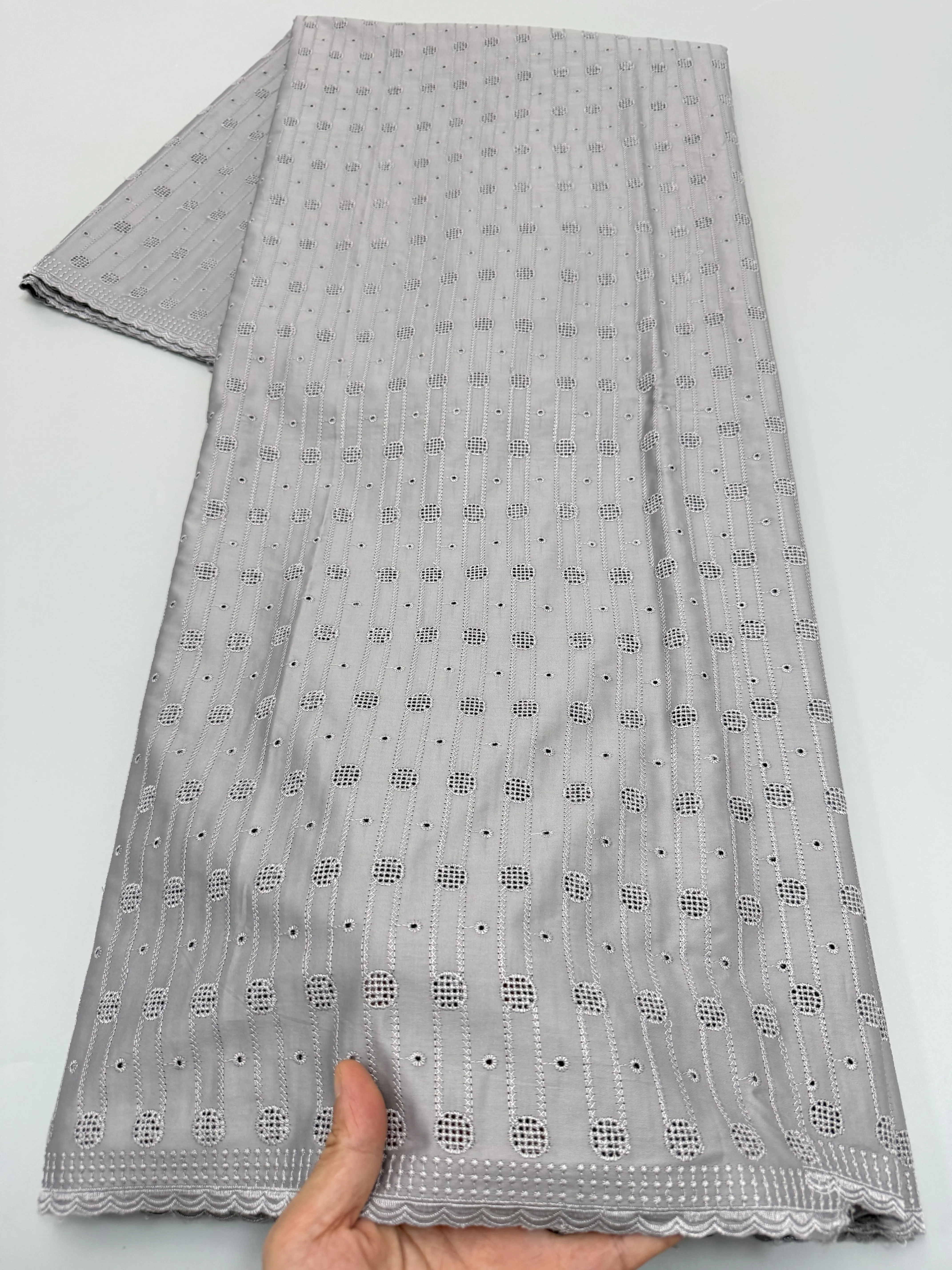 5 Yards 2026 Nigerian Polish Lace Atiku 100% Cotton Satin Embroidery Fabric High Quality Material For Men Dubai Style
5 Yards 2026 Nigerian Polish Lace Atiku 100% Cotton Satin Embroidery Fabric High Quality Material For Men Dubai Style