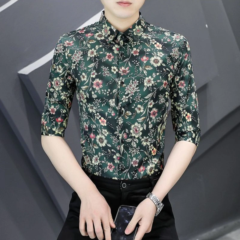 Slim Fit Men's Summer Shirt Three Quarter Sleeve Ice Silk Thin Floral Print Casual Comfortable Stylish High End Breathable
Slim Fit Men's Summer Shirt Three Quarter Sleeve Ice Silk Thin Floral Print Casual Comfortable Stylish High End Breathable