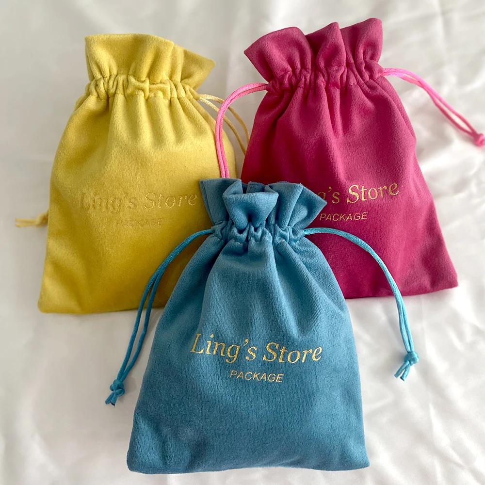 100Pcs Personalized Logo Jewelry Soft Velvet Drawstring Bag Suede Gift Packaging Pouch Watch Cosmetic Perfume Sunglasses Pockets
100Pcs Personalized Logo Jewelry Soft Velvet Drawstring Bag Suede Gift Packaging Pouch Watch Cosmetic Perfume Sunglasses Pockets