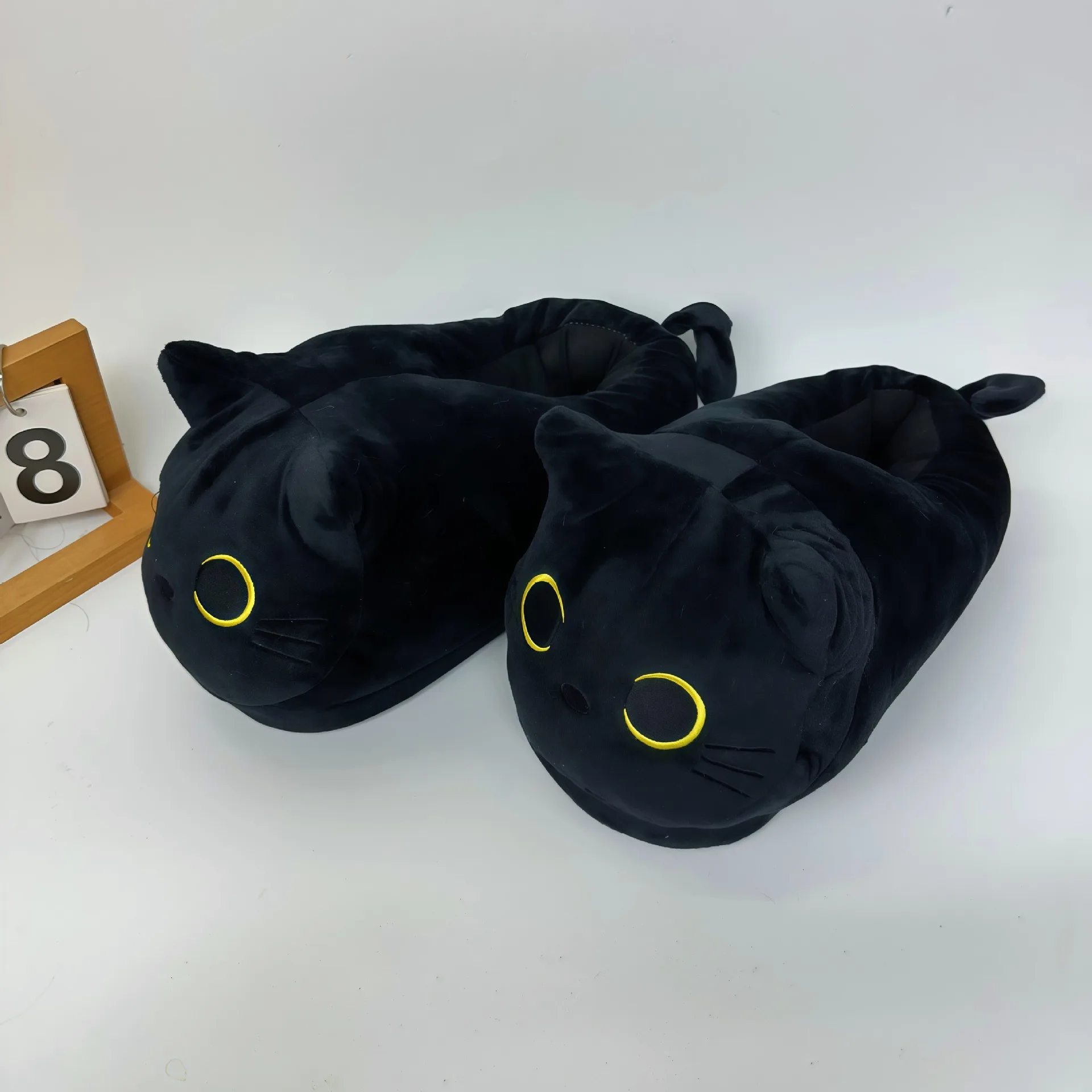 Cute Cartoon Siamese Cat Plush Slippers Warm Soft Indoor Home Shoes Couple Anti-Slip Winter Comfort Slippers
Cute Cartoon Siamese Cat Plush Slippers Warm Soft Indoor Home Shoes Couple Anti-Slip Winter Comfort Slippers
