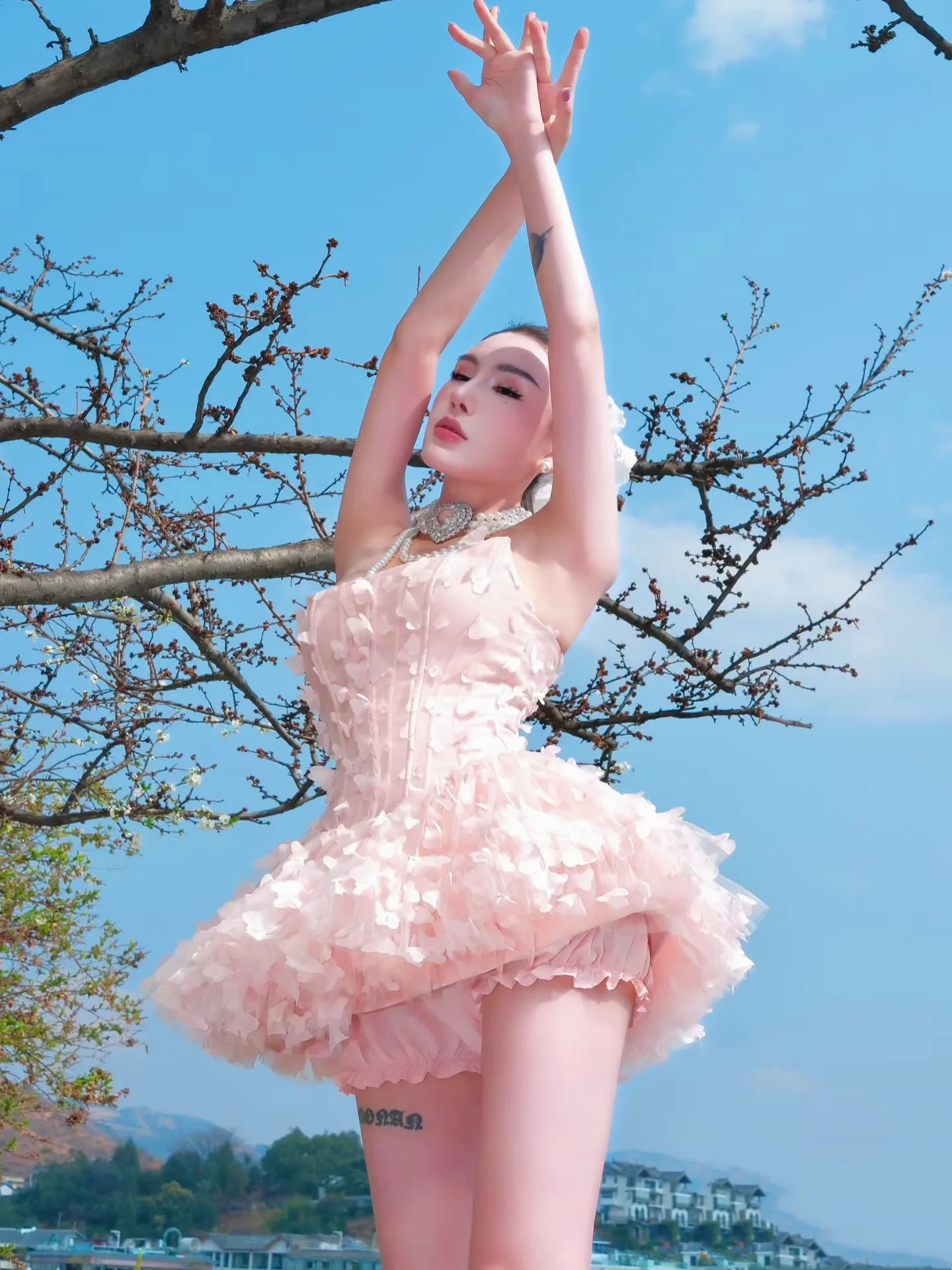 Green Nai Sexy Design Strapless Waist Cinched Fishbone Slimming 3D Puffy Pure Desire Princess Dress
Green Nai Sexy Design Strapless Waist Cinched Fishbone Slimming 3D Puffy Pure Desire Princess Dress