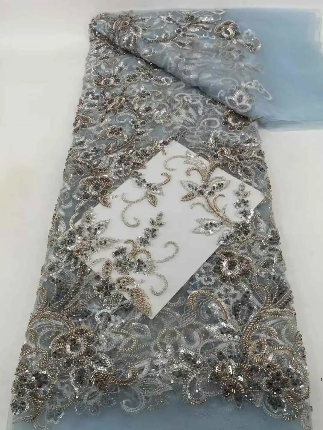 2025 Elegant African Lace Fabric Sequins Beaded Embroidery Groom Nigerian Bridal High Quality French Tulle Fabric For Dress Z743
2025 Elegant African Lace Fabric Sequins Beaded Embroidery Groom Nigerian Bridal High Quality French Tulle Fabric For Dress Z743