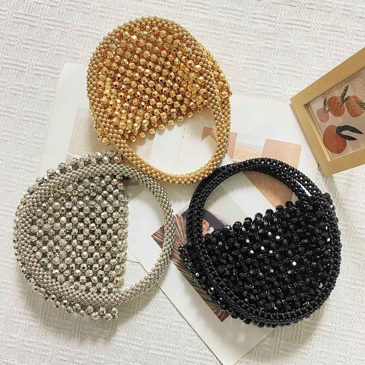 Fashionable Handmade Beaded Clutch Bag Luxury Embroidery Evening Handbag Half-Moon Shape Elegant Style for Women
Fashionable Handmade Beaded Clutch Bag Luxury Embroidery Evening Handbag Half-Moon Shape Elegant Style for Women