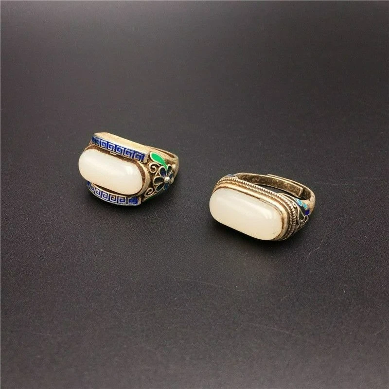 Antique Collectible Old Silver Ring, White Jade Inlay, Handcrafted Adjustable Tibetan Silver Band
Antique Collectible Old Silver Ring, White Jade Inlay, Handcrafted Adjustable Tibetan Silver Band