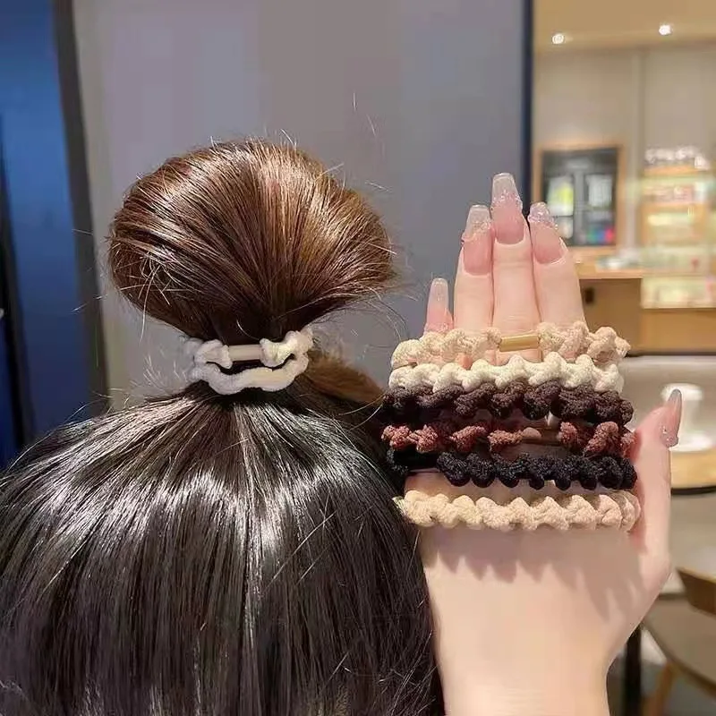 5pcs/ New High Elastic Wave Hair Rope Hair Ring For Women With High Ponytail Rubber Band High Appearance Hair Rope For Women
5pcs/ New High Elastic Wave Hair Rope Hair Ring For Women With High Ponytail Rubber Band High Appearance Hair Rope For Women