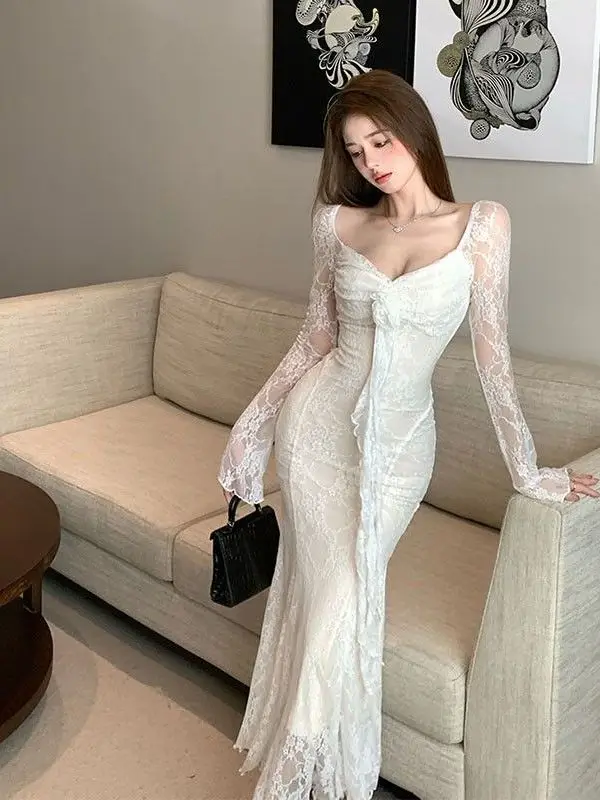 Elegant Lace Mermaid Dress Women's Autumn Winter Slim Fit Fairy Long Skirt Backless High Waist French Style City Commute Party
Elegant Lace Mermaid Dress Women's Autumn Winter Slim Fit Fairy Long Skirt Backless High Waist French Style City Commute Party