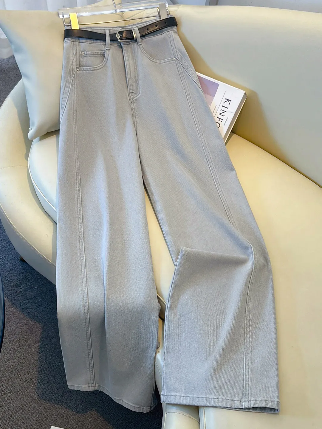 High Waist Straight Leg Grey Jeans Women's Loose Slimming Wide Leg Pants Spring 2026 Fashion Cotton Stretch Denim Trousers
High Waist Straight Leg Grey Jeans Women's Loose Slimming Wide Leg Pants Spring 2026 Fashion Cotton Stretch Denim Trousers